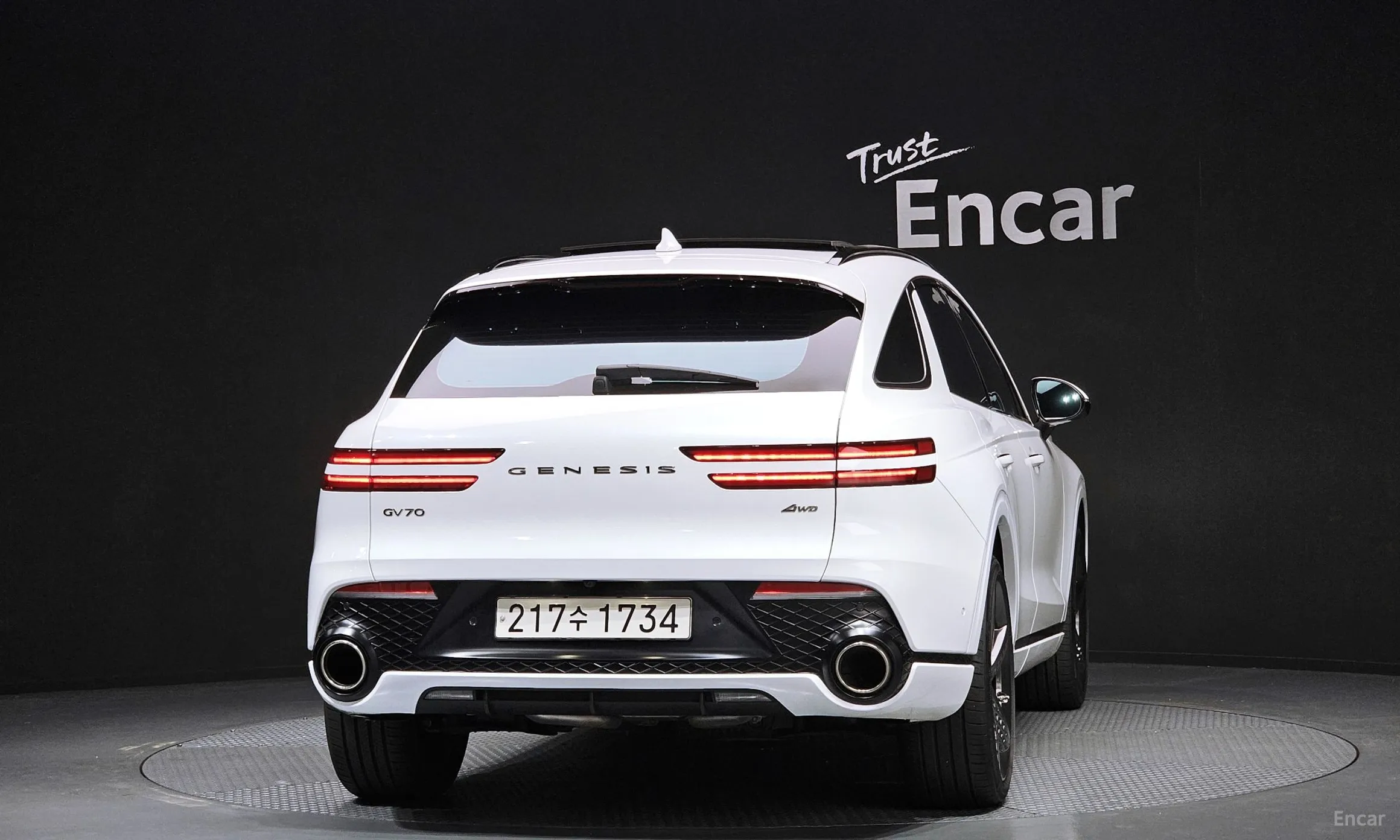 Genesis GV70 превью 4