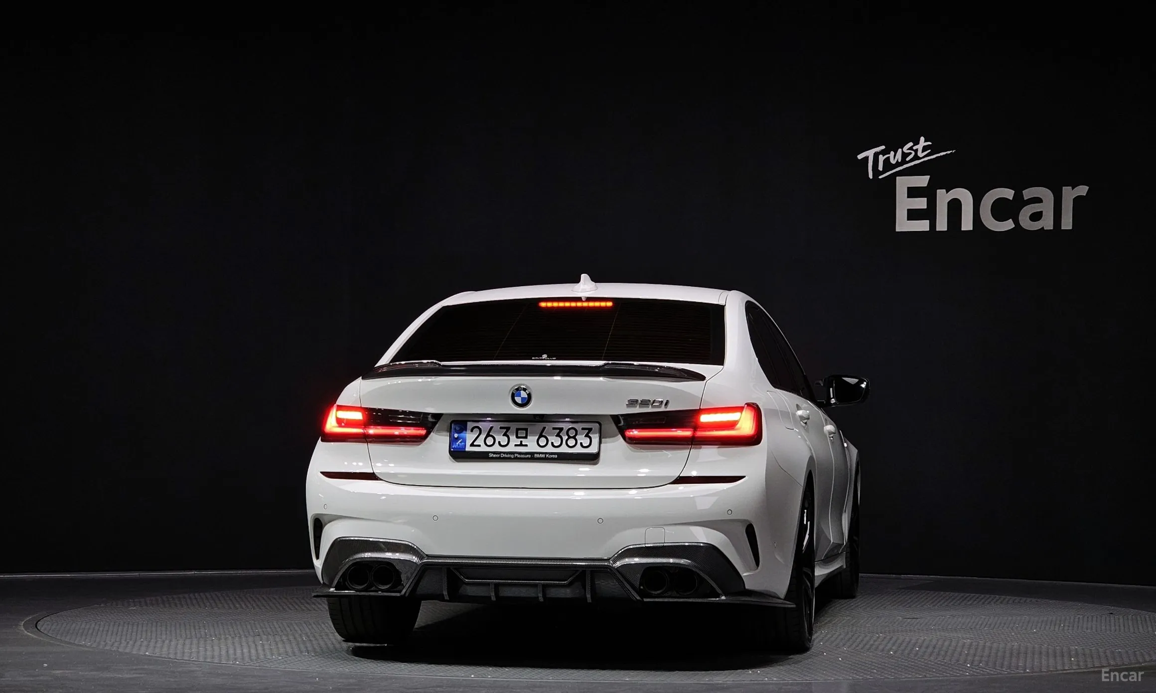 BMW 3 Series (G20) превью 4