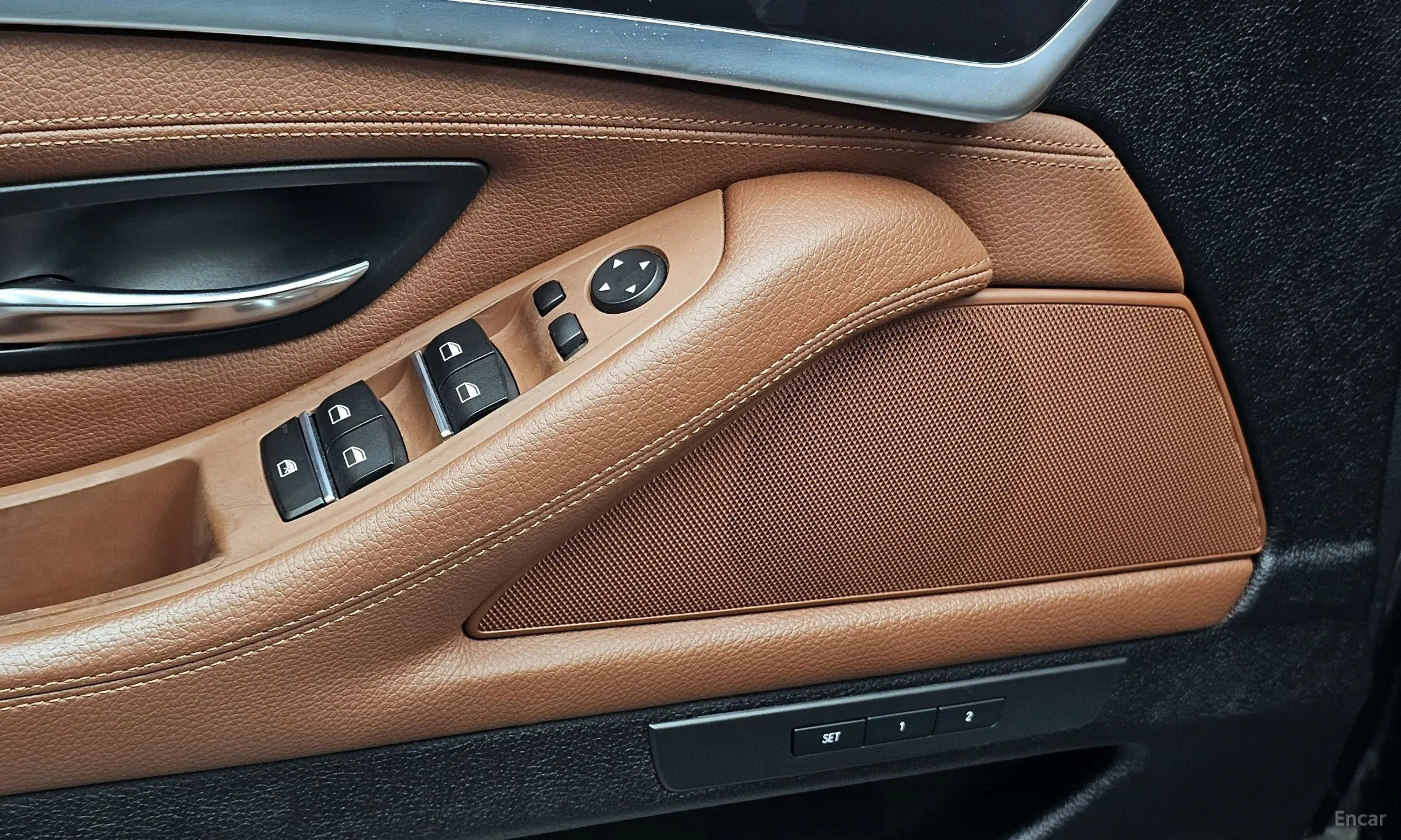 BMW 5 Series (F10) превью 19