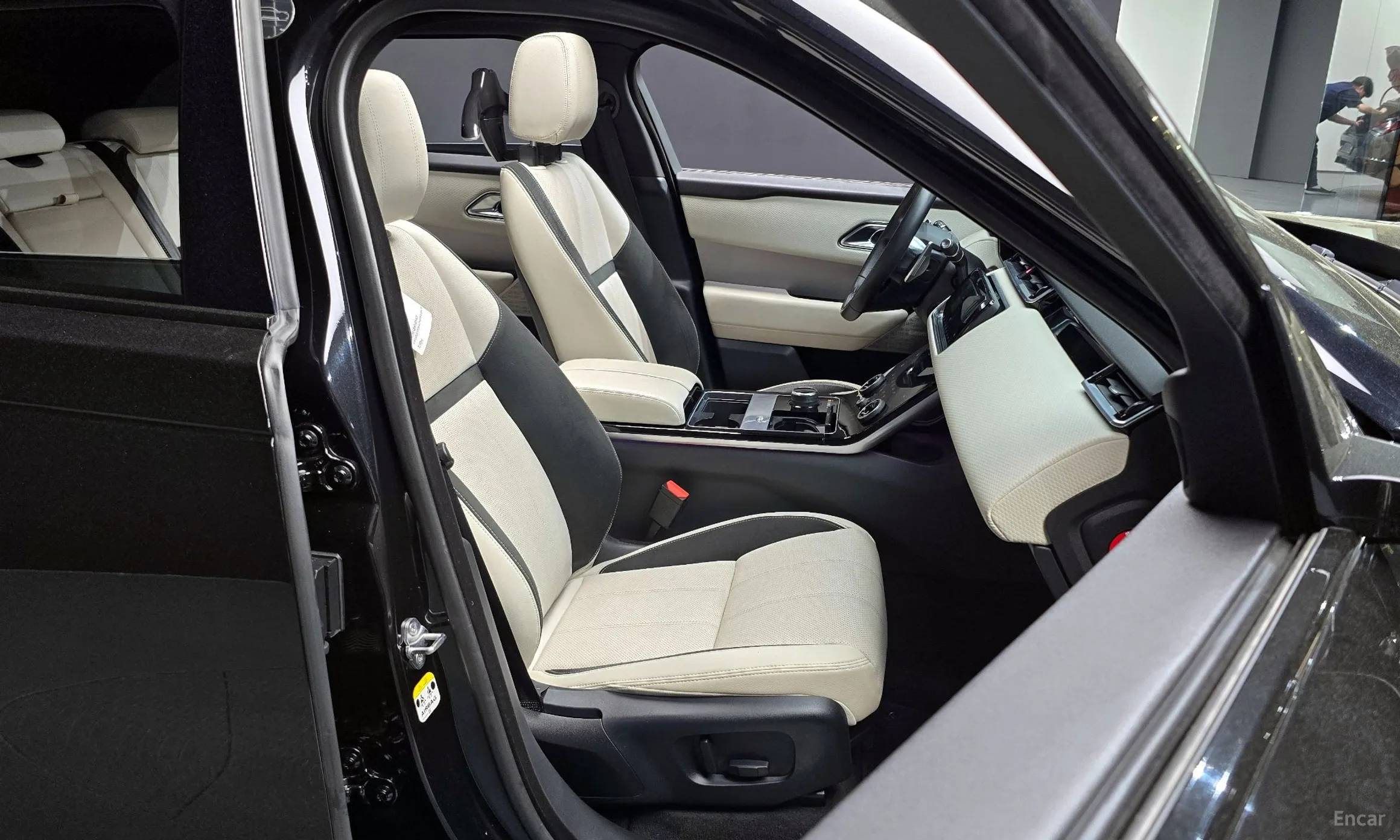 Land Rover Range Rover Bella превью 11