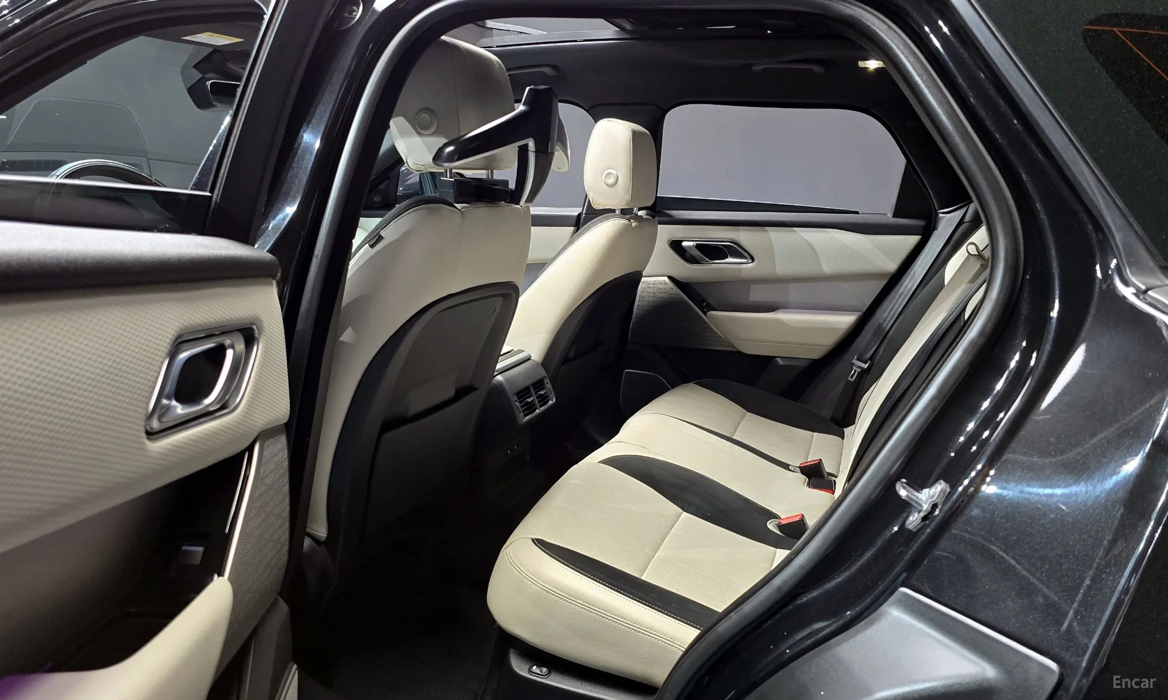 Land Rover Range Rover Bella превью 12