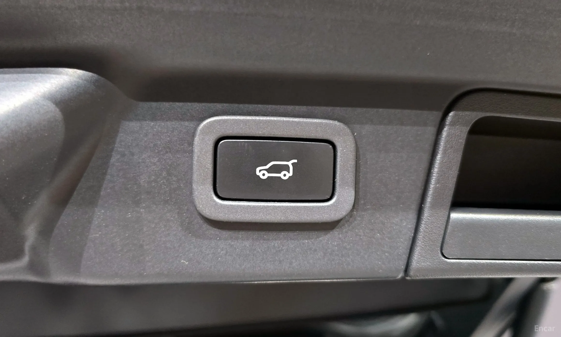 Land Rover Range Rover Bella превью 16