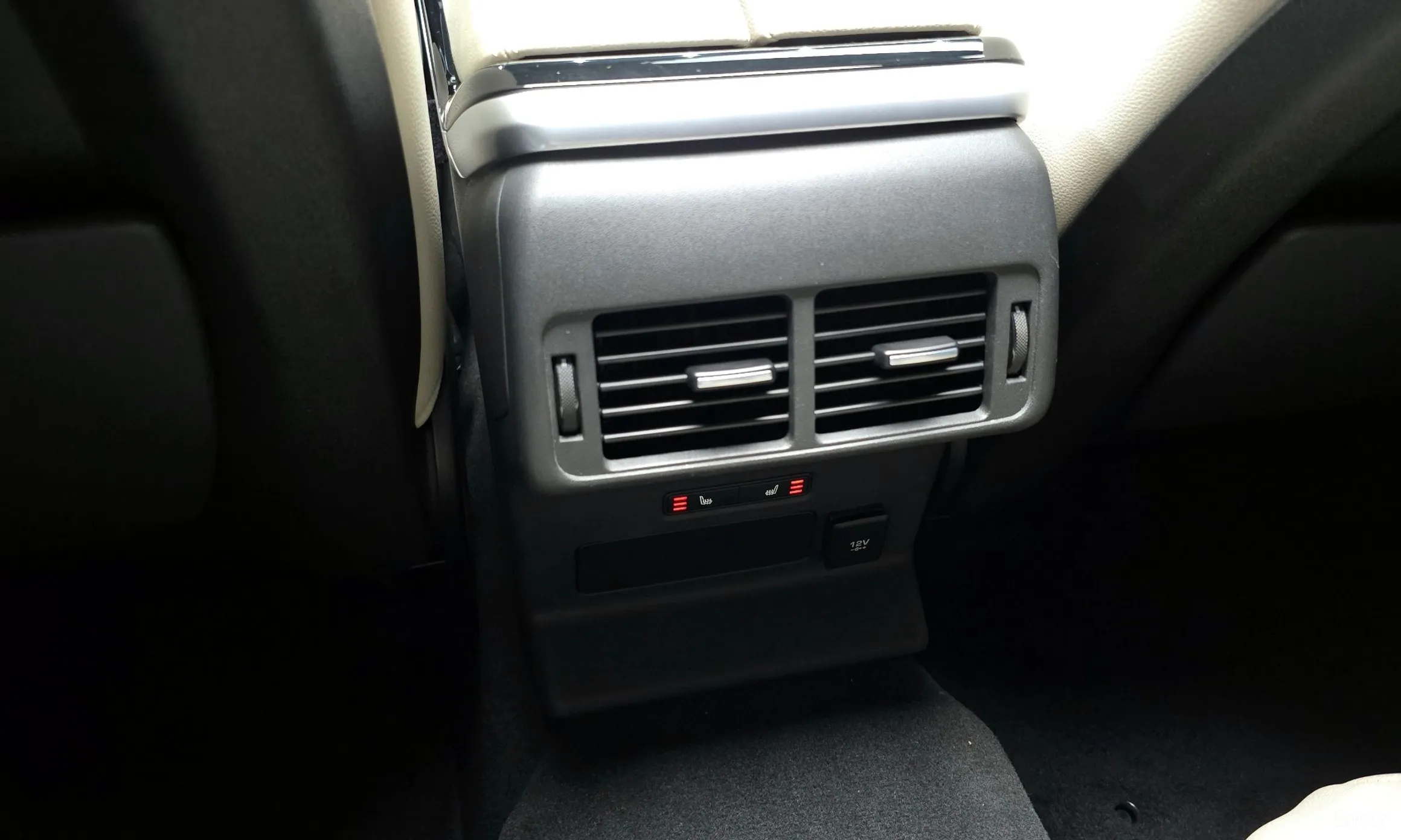 Land Rover Range Rover Bella превью 18