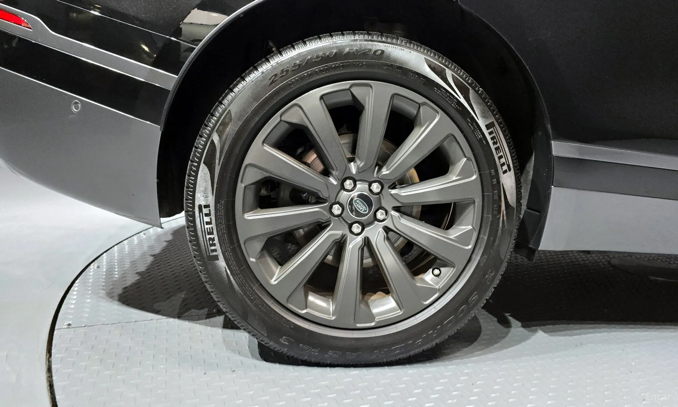 Land Rover Range Rover Bella превью 5