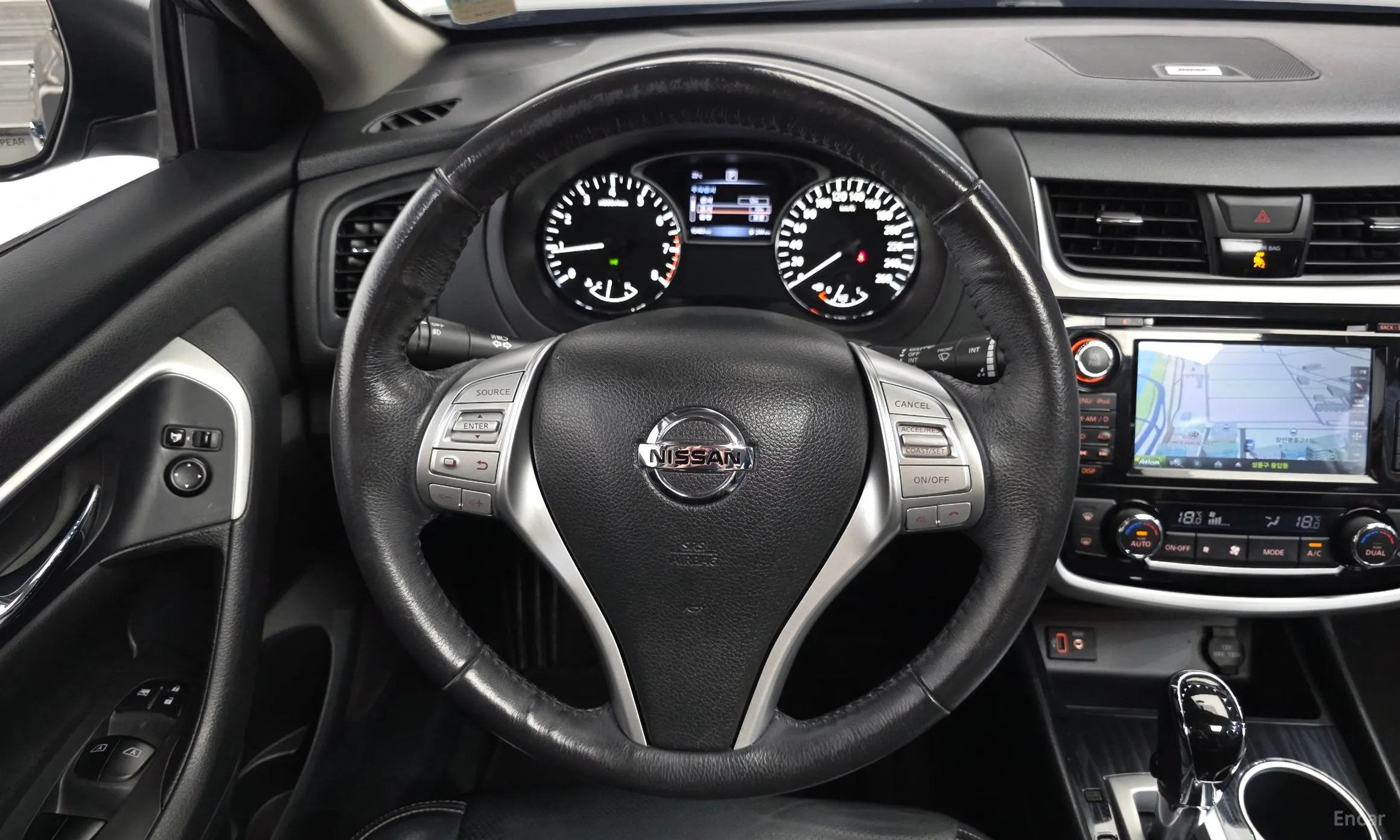 Nissan Altima превью 14