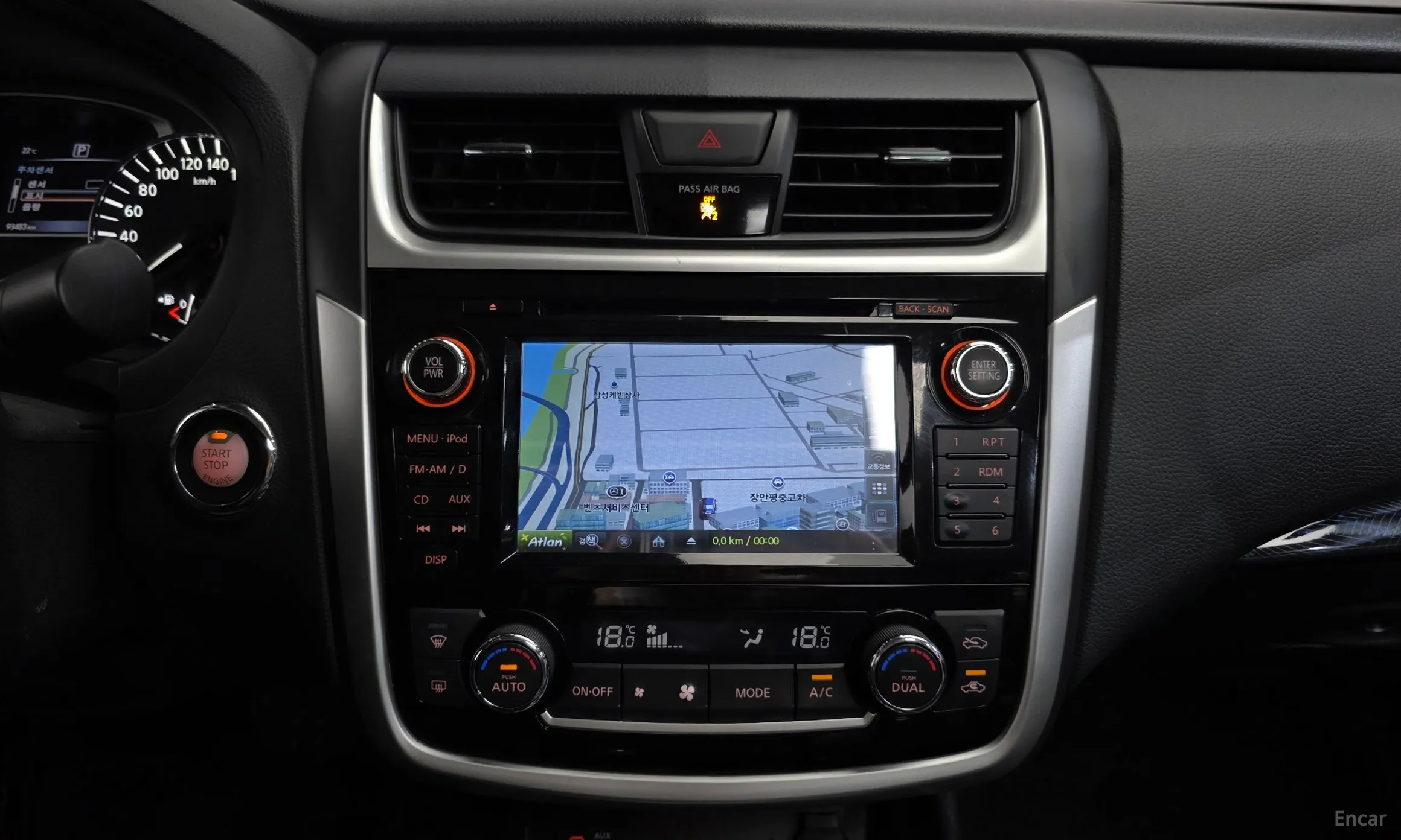 Nissan Altima превью 15