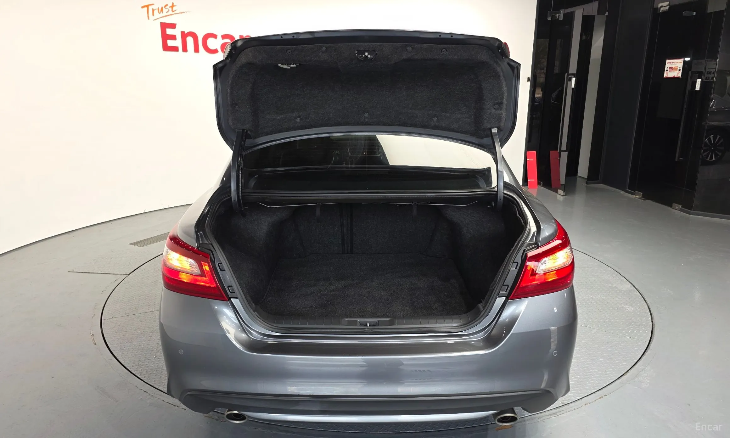 Nissan Altima превью 20
