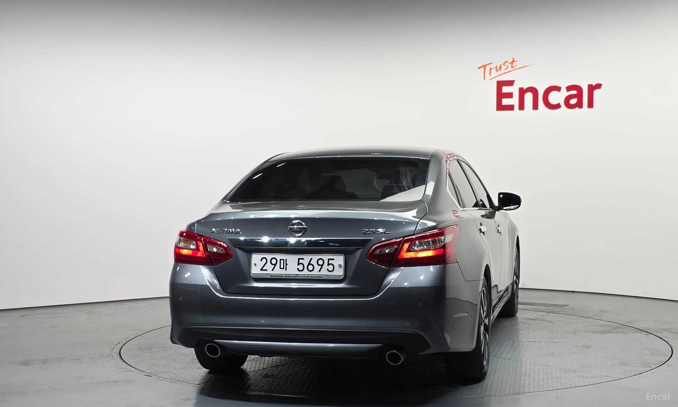 Nissan Altima превью 4
