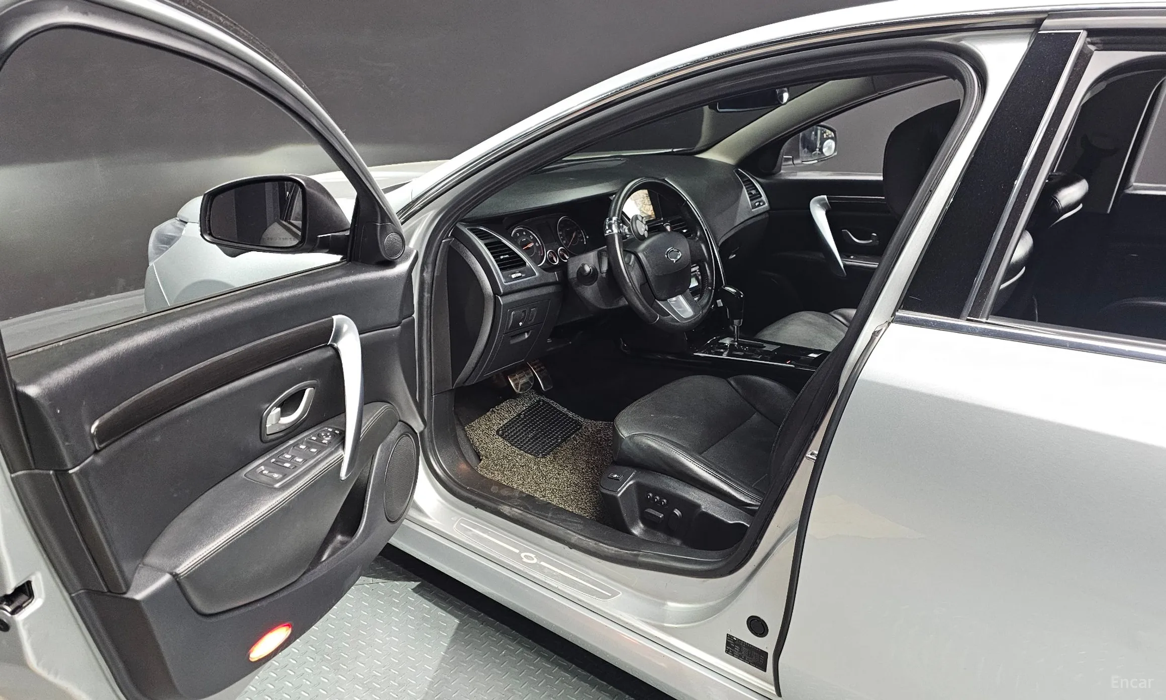 Renault Korea (Samsung) SM7 превью 10