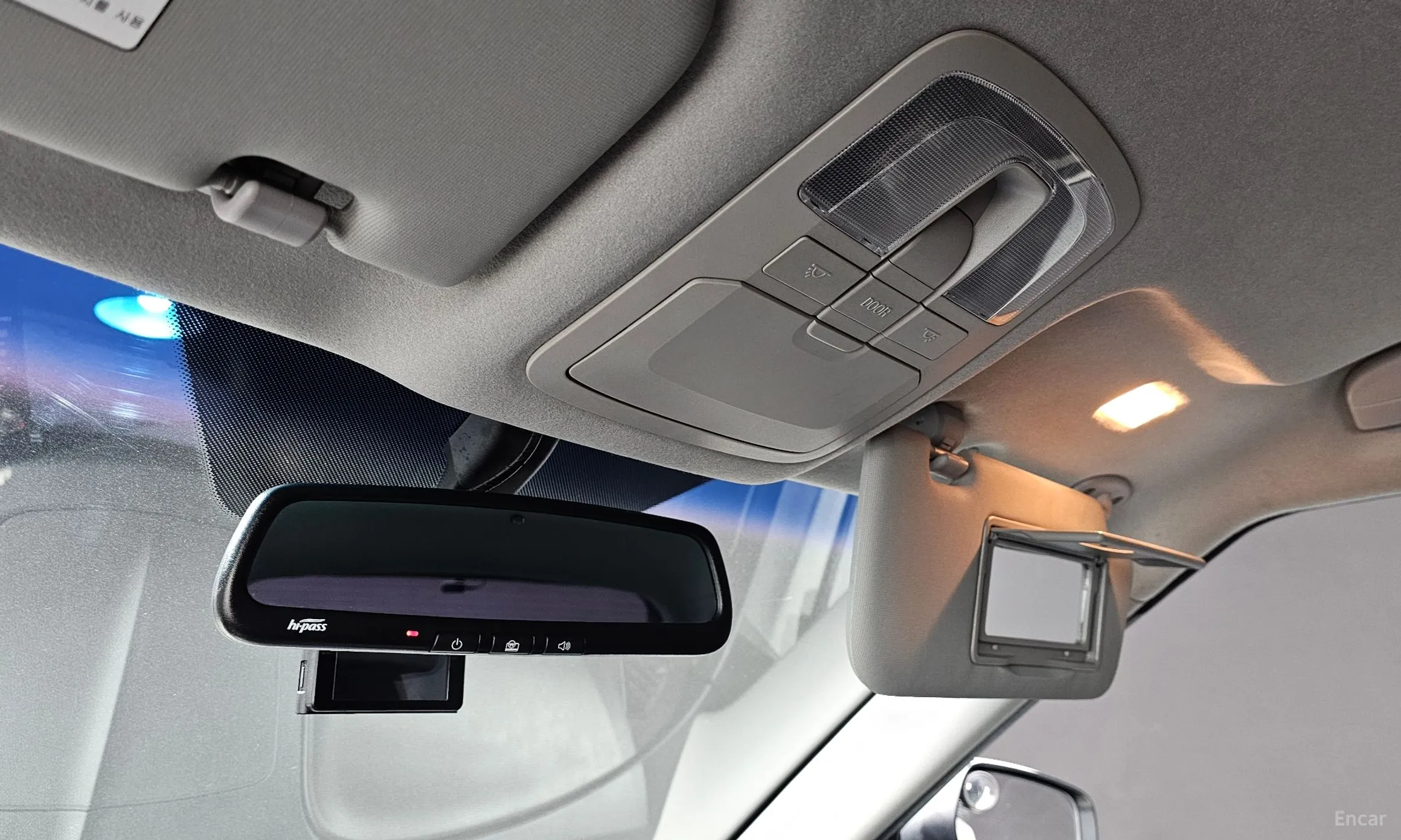 KG Mobility (SsangYong) Tivoli, Lazio превью 15