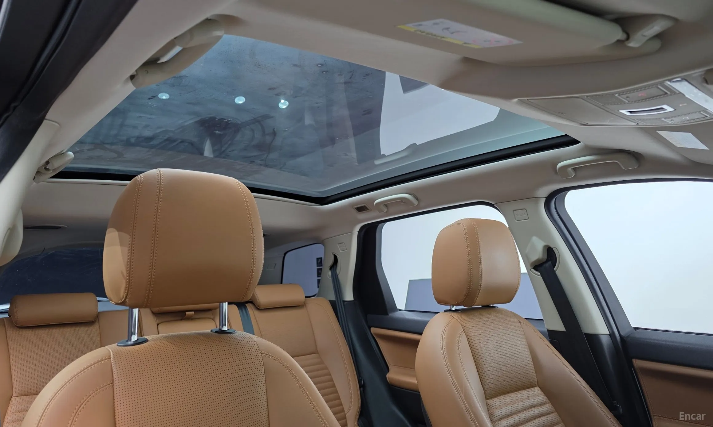 Land Rover Discovery Sports превью 13