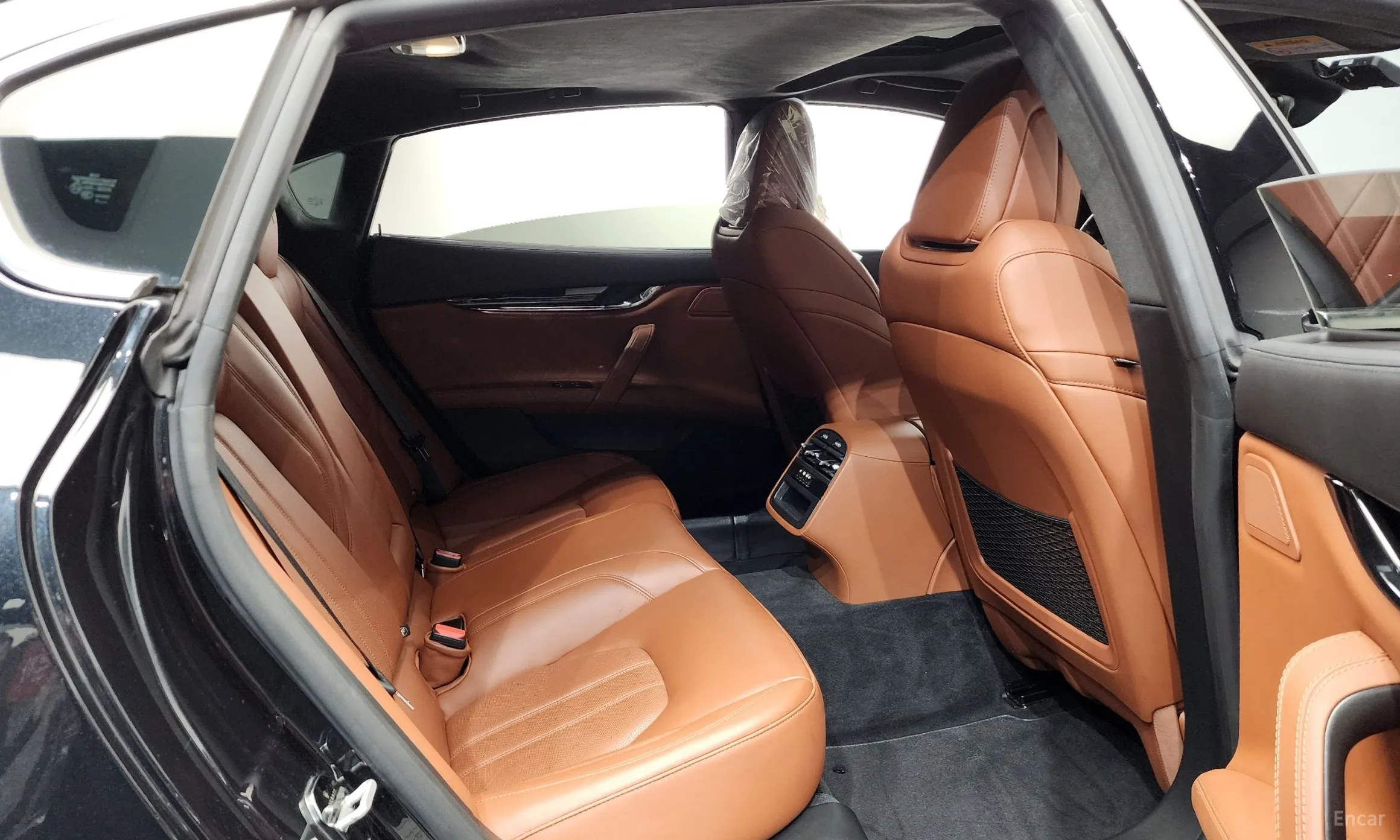 Maserati Quattroporte превью 11