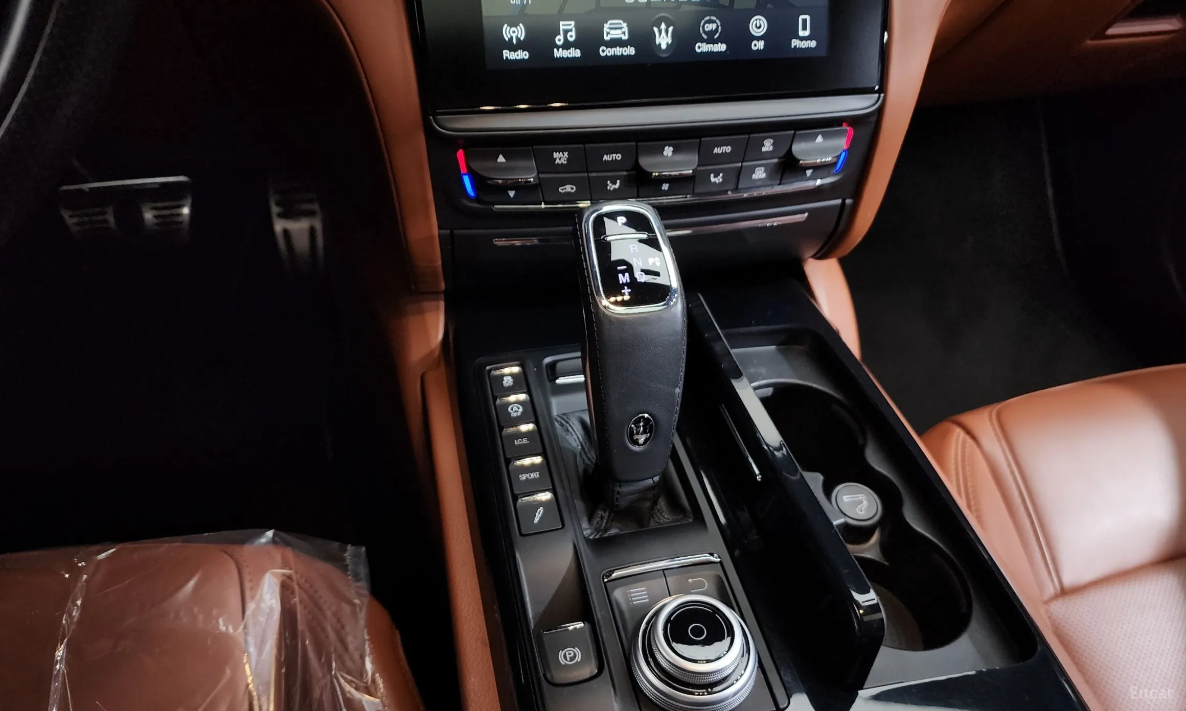 Maserati Quattroporte превью 9
