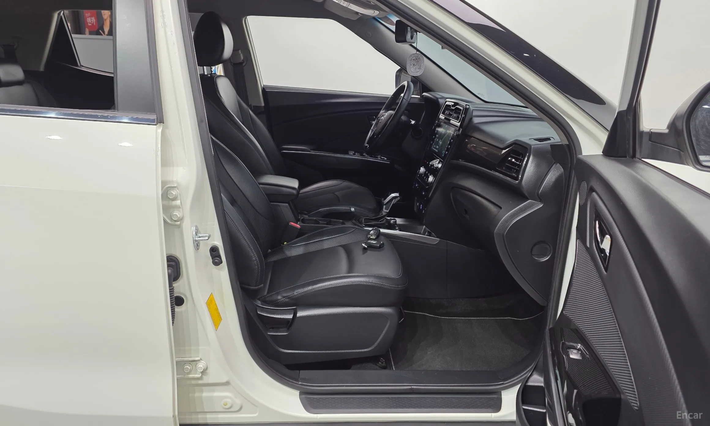 KG Mobility (SsangYong) Berry New Tivoli превью 11
