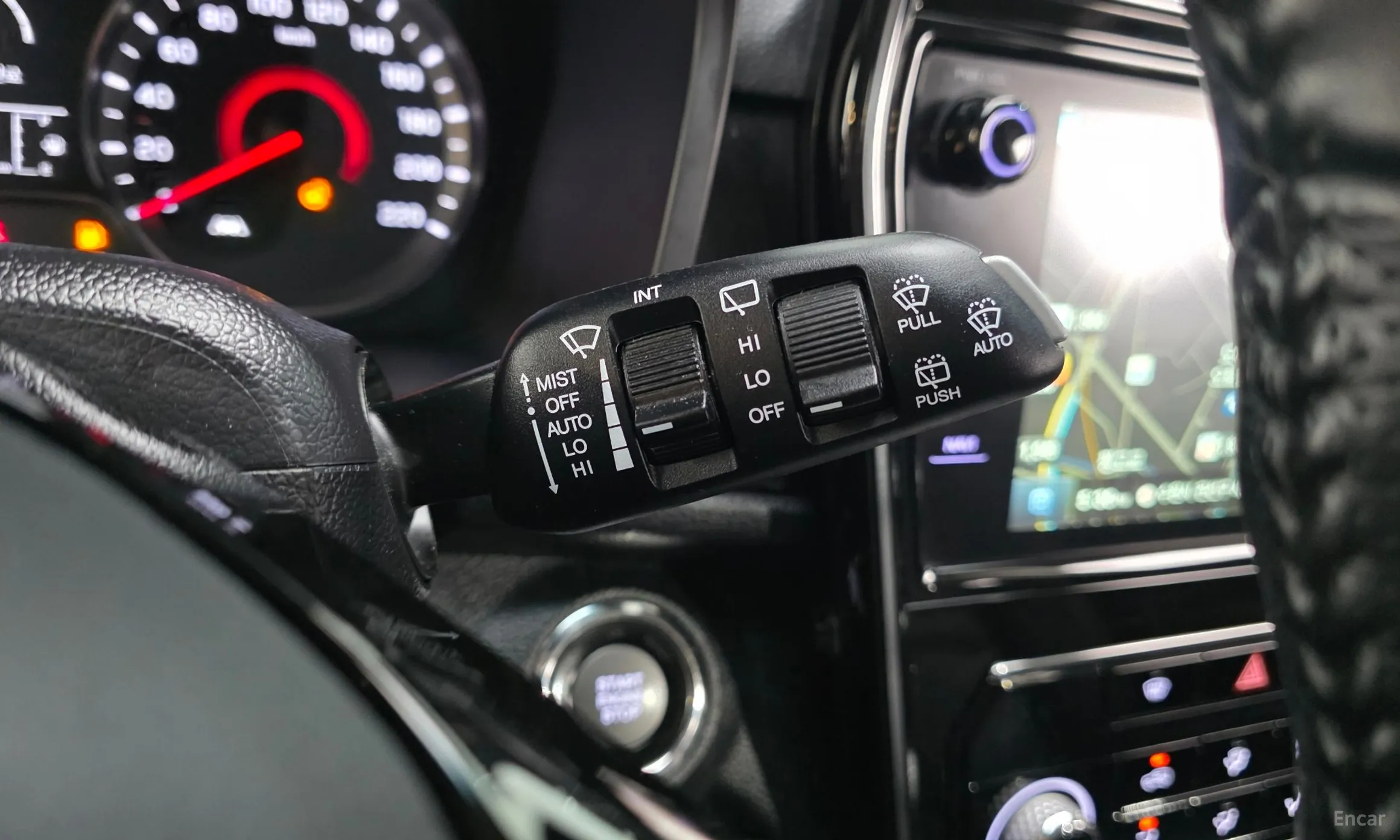 KG Mobility (SsangYong) Berry New Tivoli превью 17