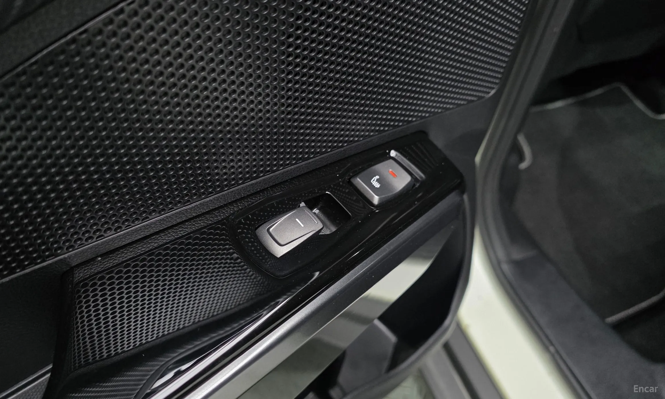 KG Mobility (SsangYong) Berry New Tivoli превью 19