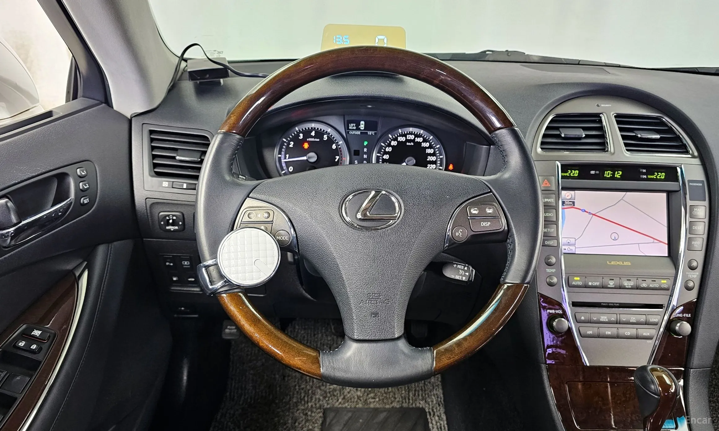 Lexus ES350 превью 13