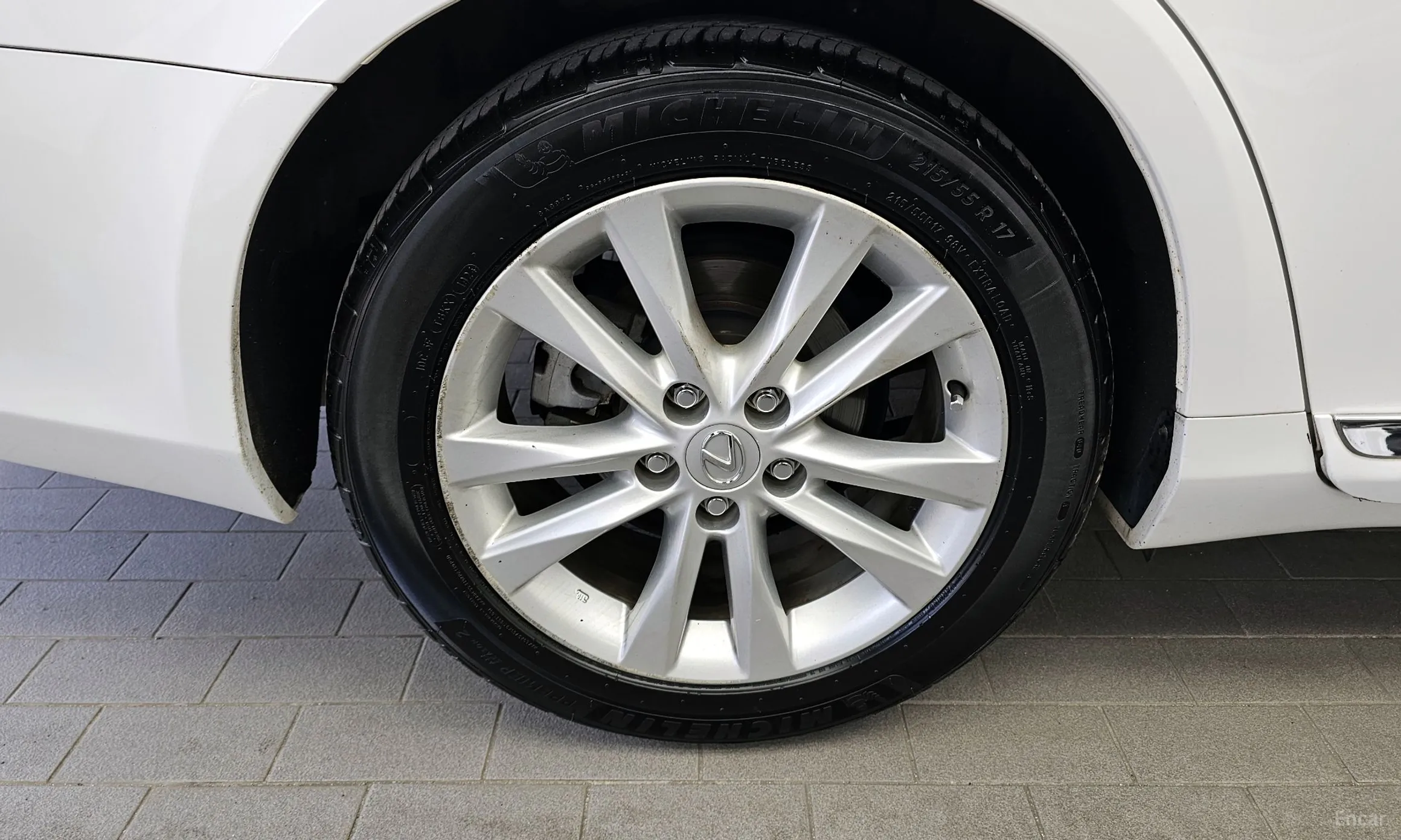 Lexus ES350 превью 5