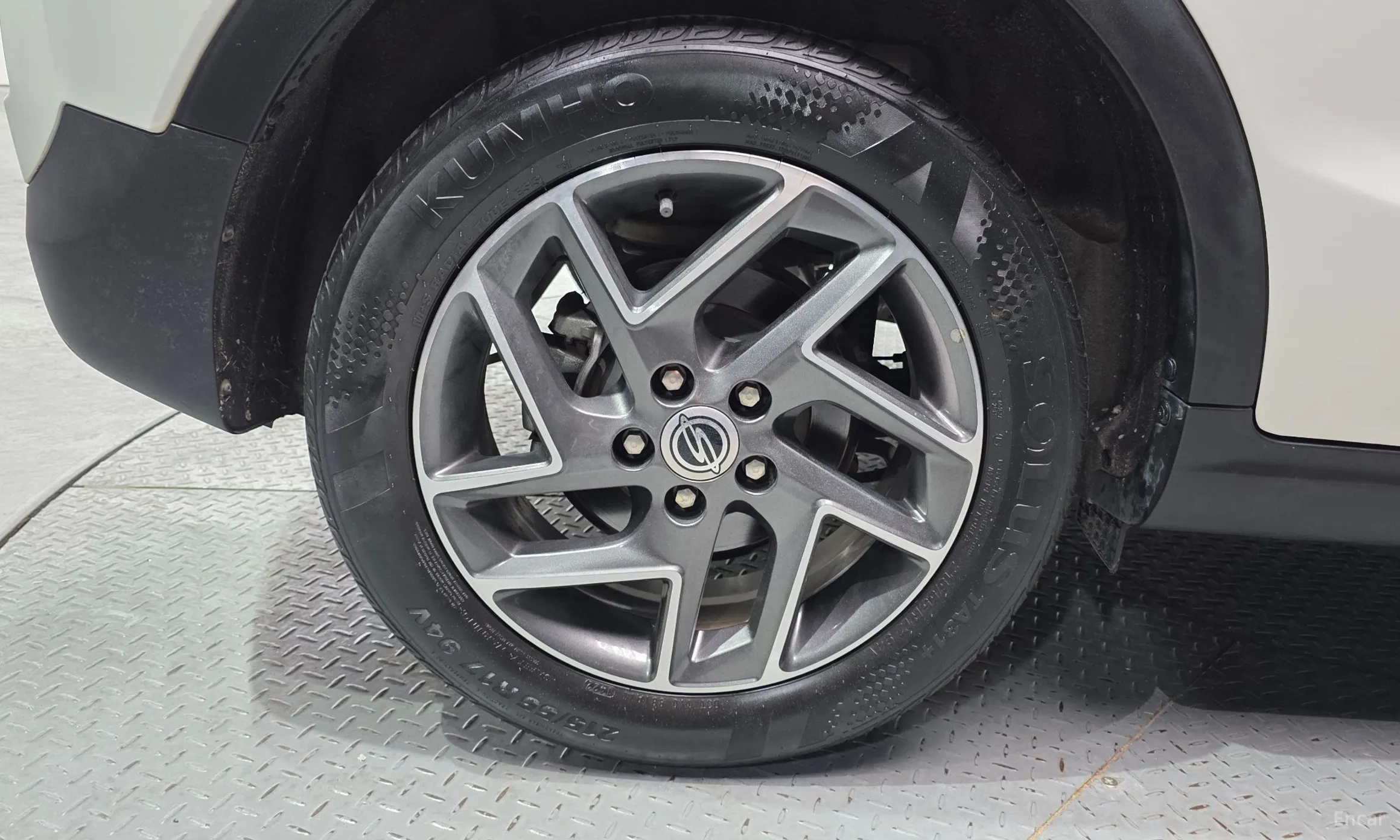 KG Mobility (SsangYong) Berry New Tivoli превью 5