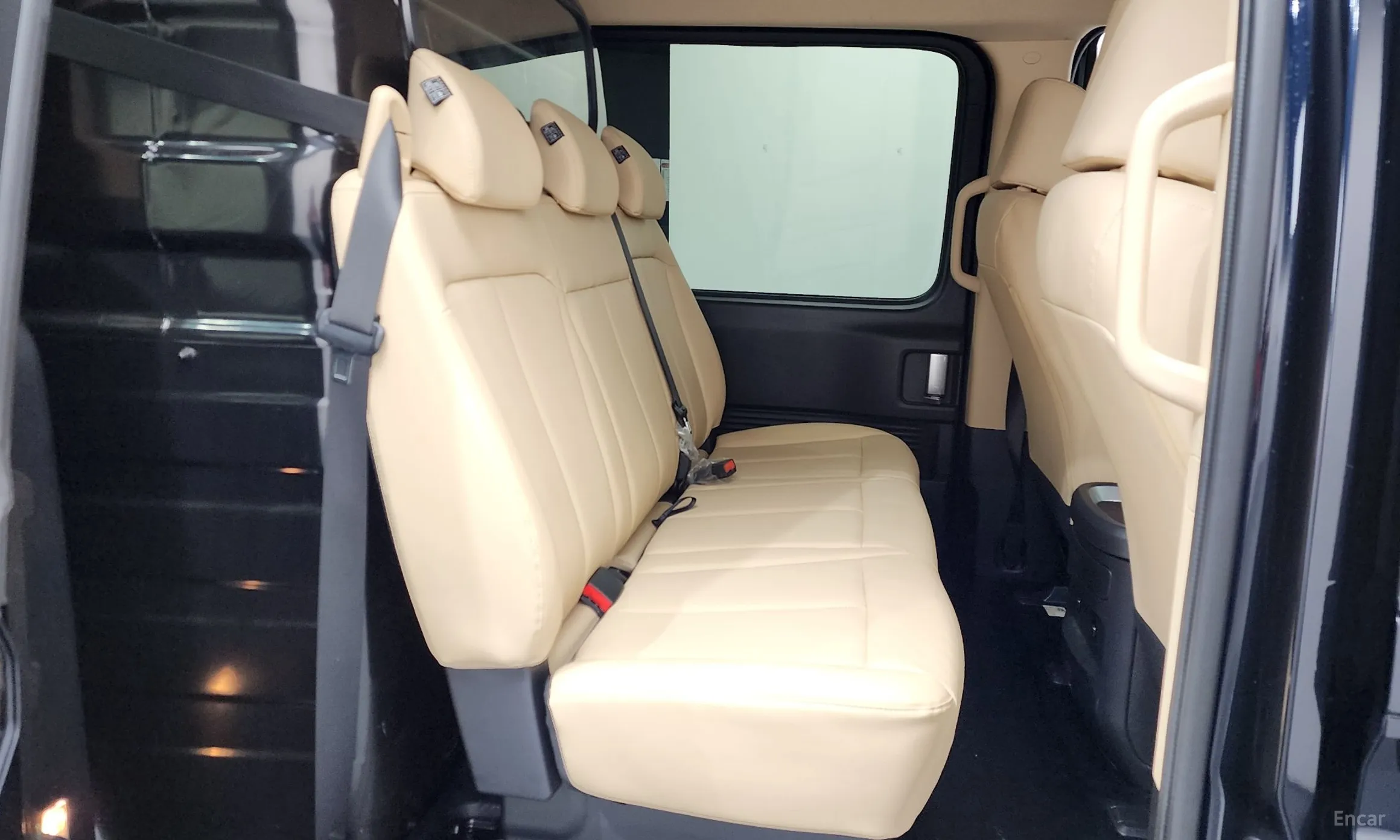 Hyundai Staria превью 11