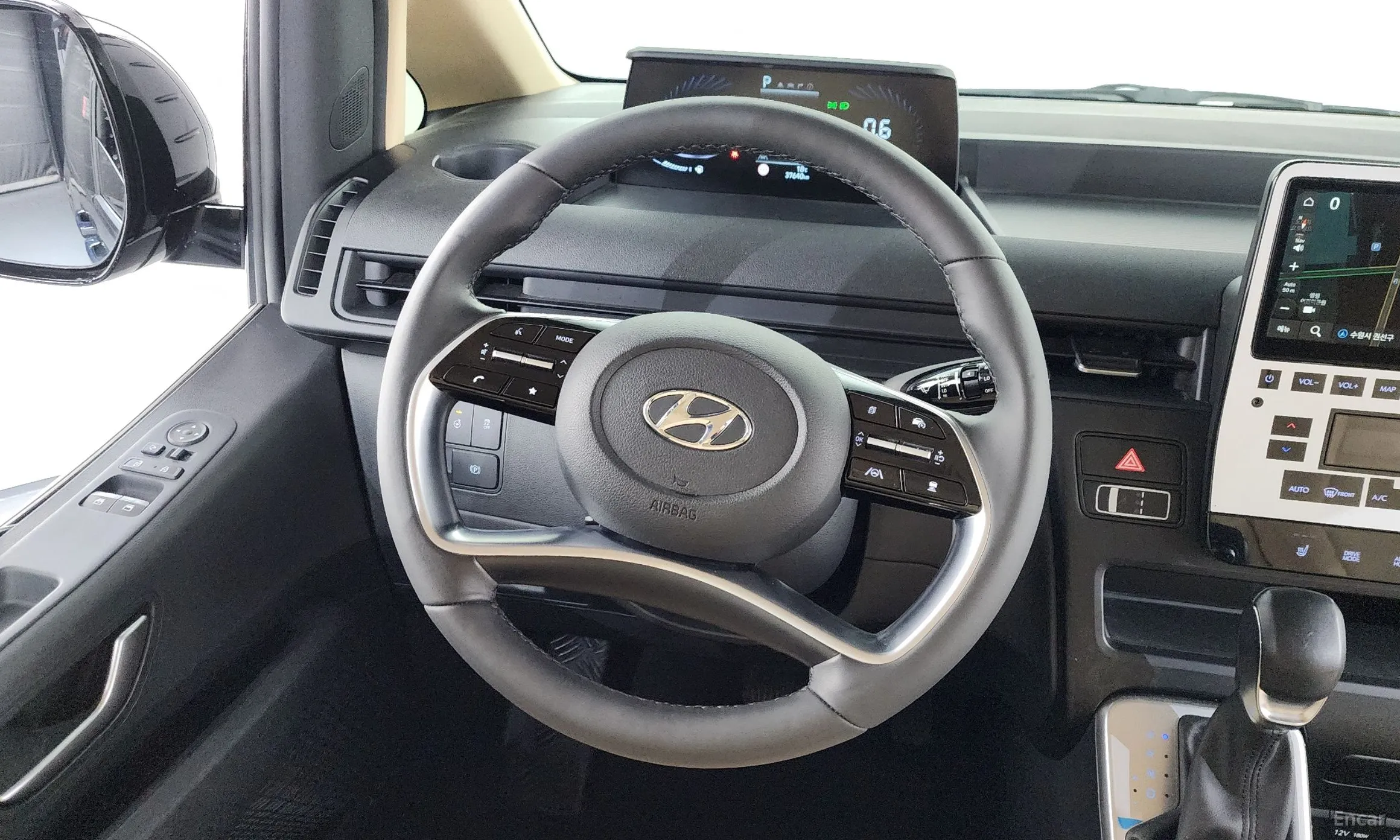 Hyundai Staria превью 12
