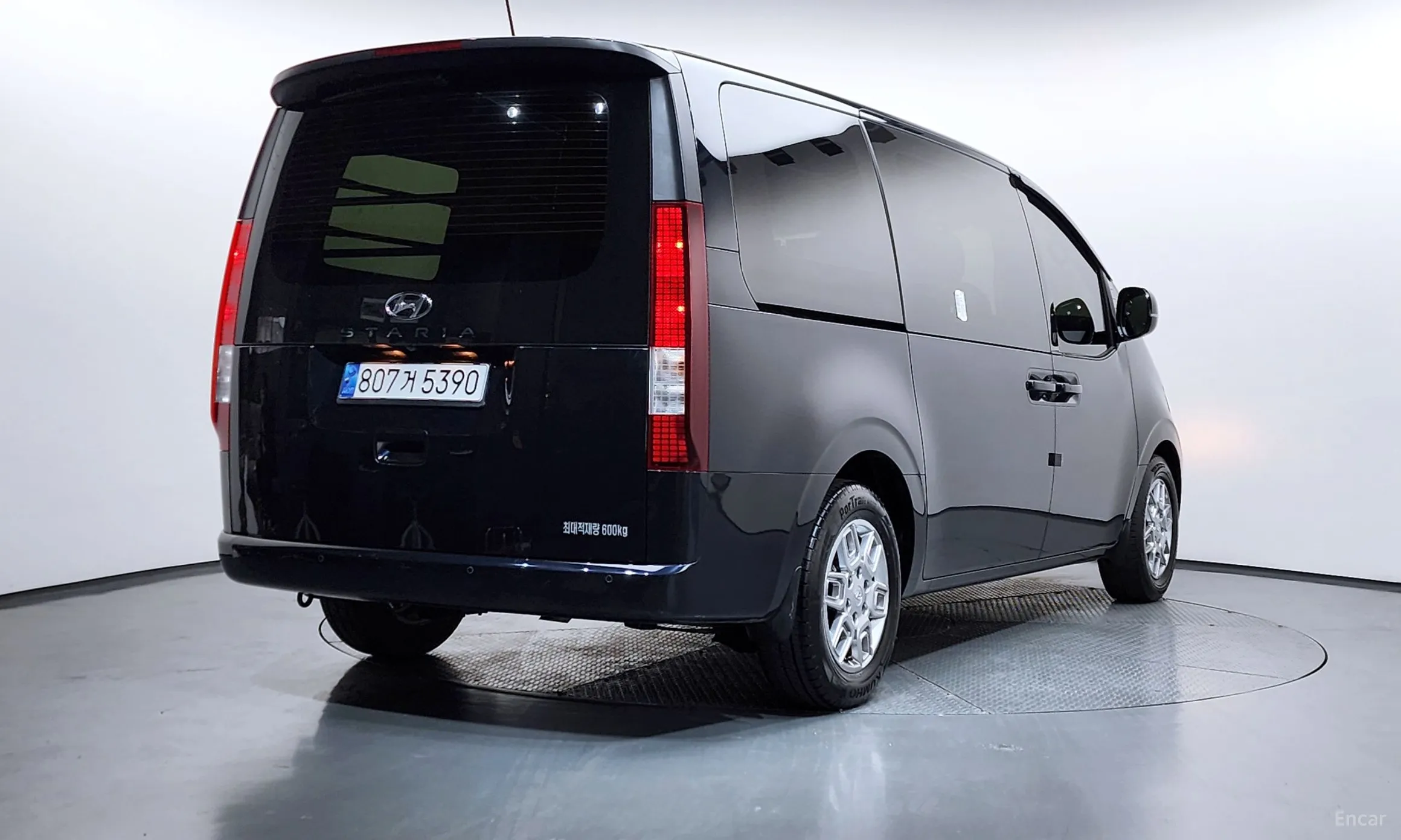 Hyundai Staria превью 2