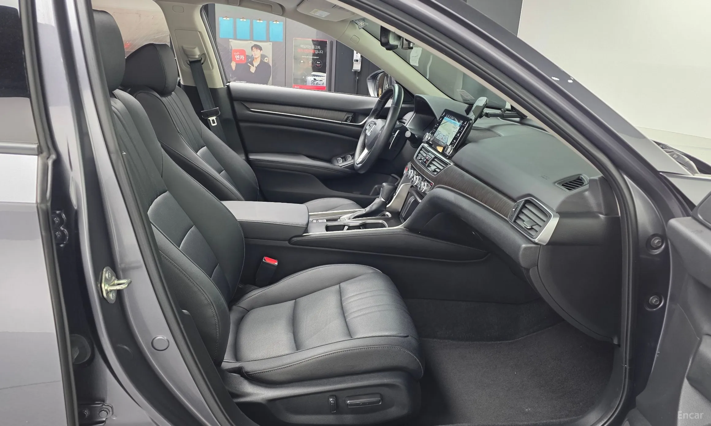 Honda Accord 10th Generation превью 11