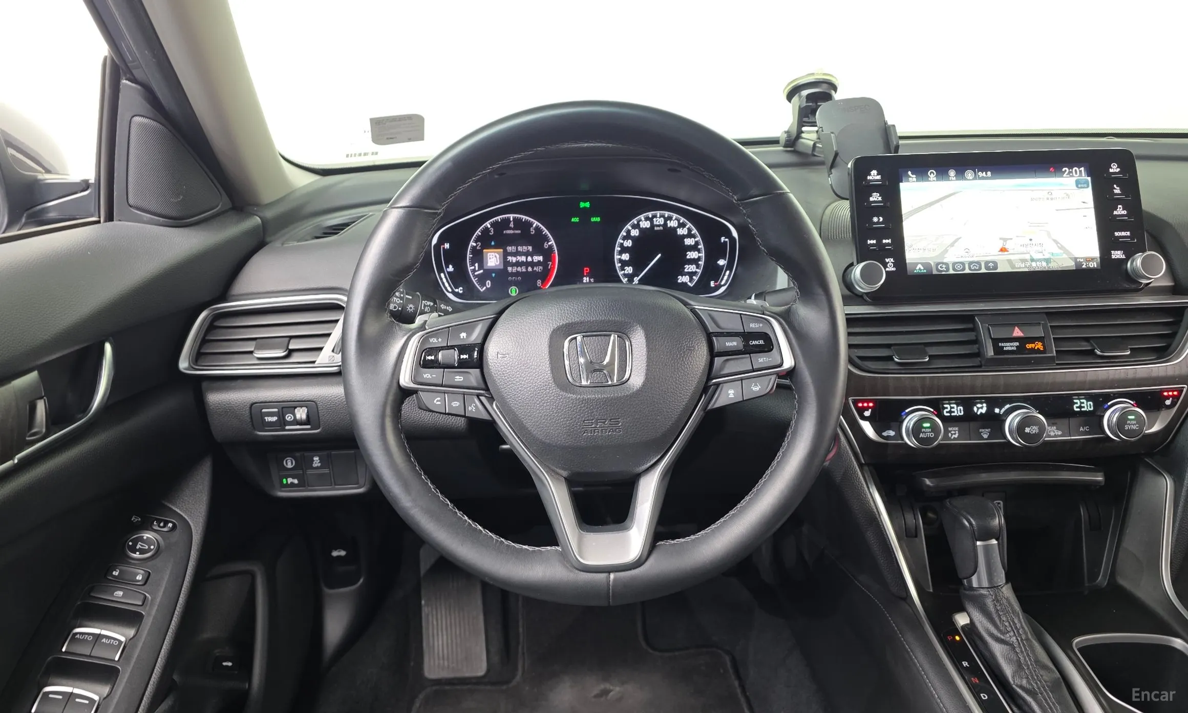 Honda Accord 10th Generation превью 13