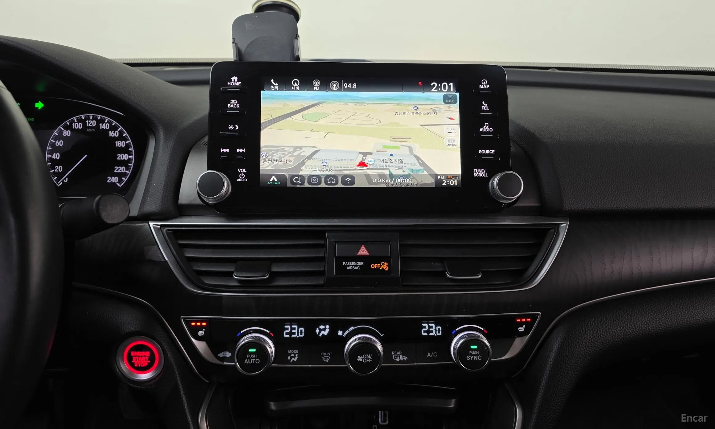Honda Accord 10th Generation превью 14