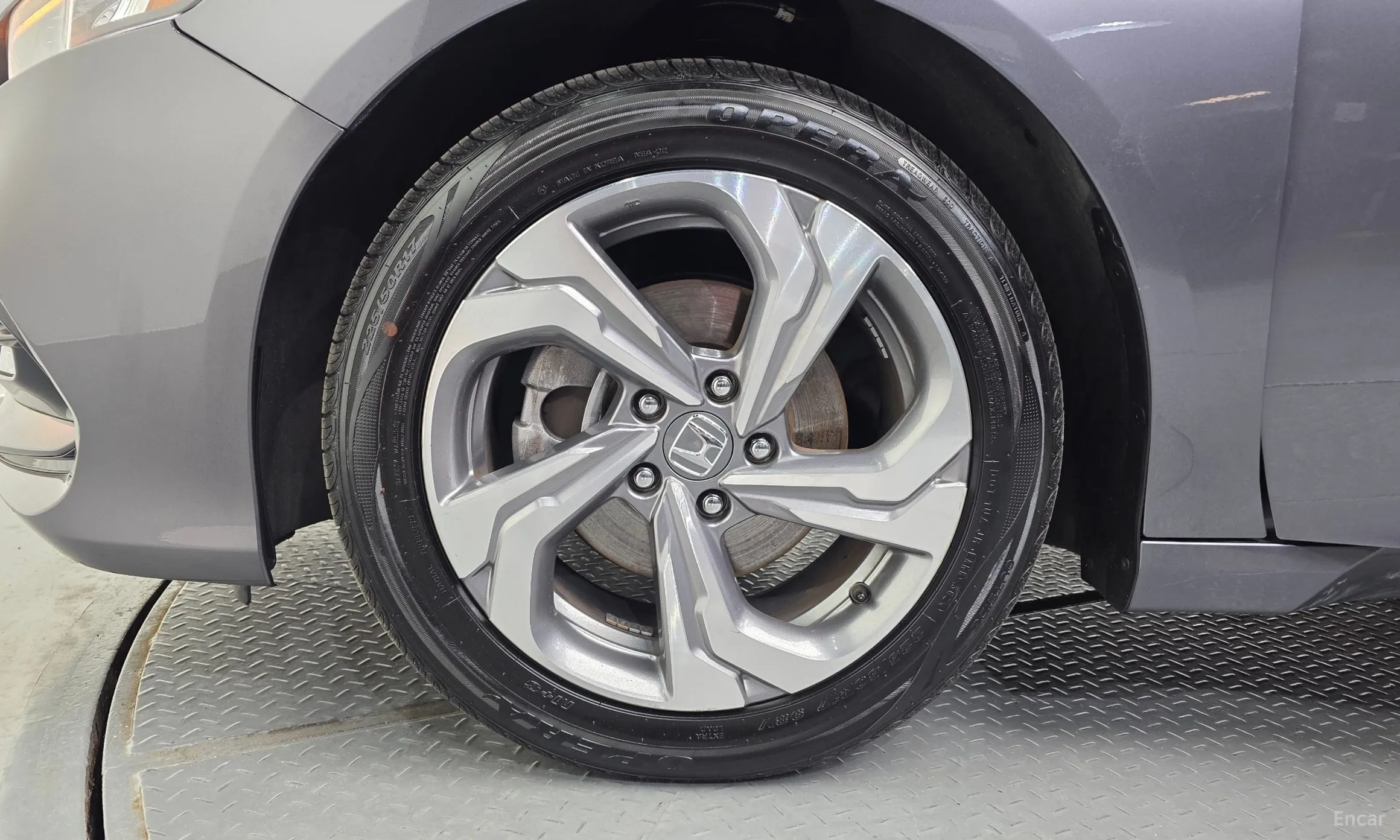 Honda Accord 10th Generation превью 5
