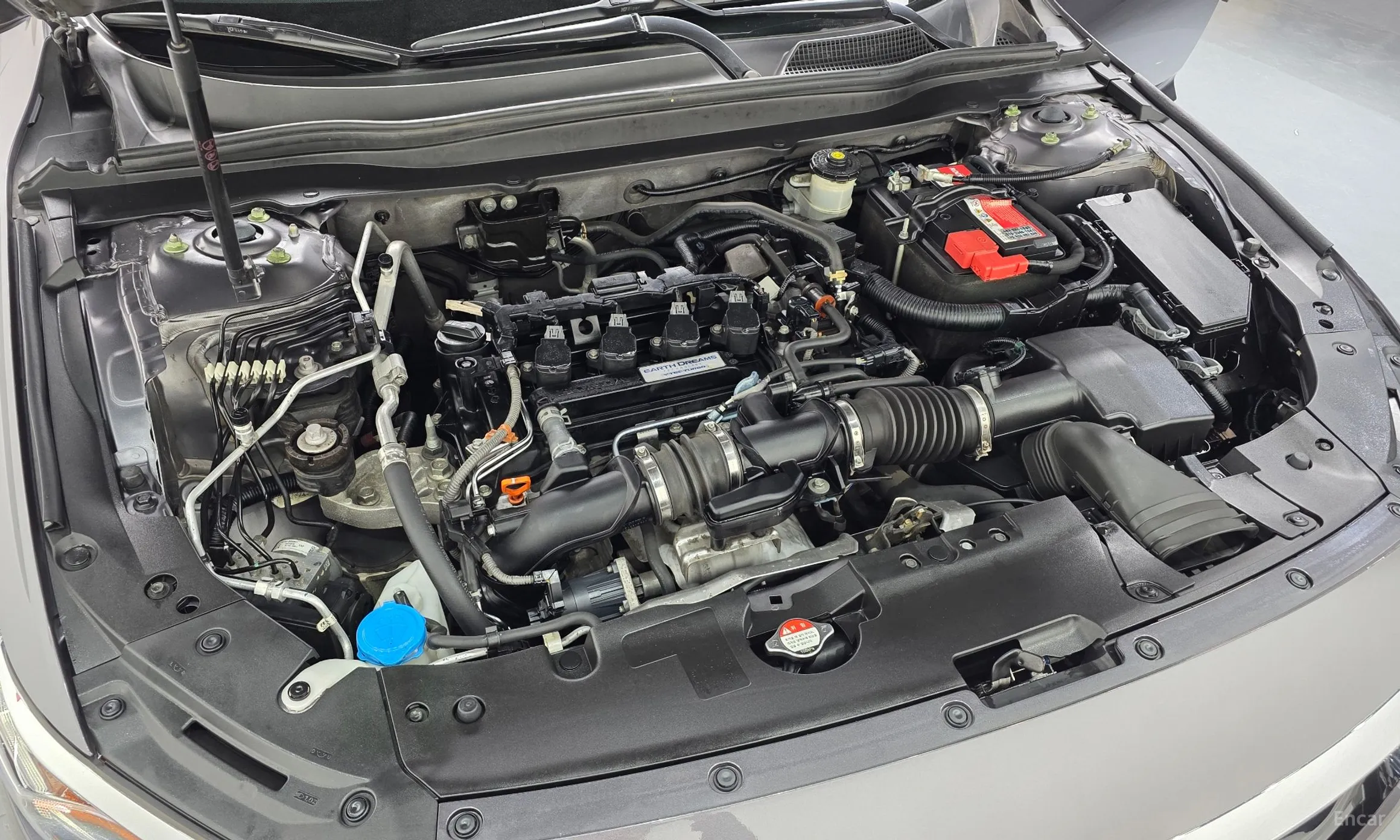 Honda Accord 10th Generation превью 6