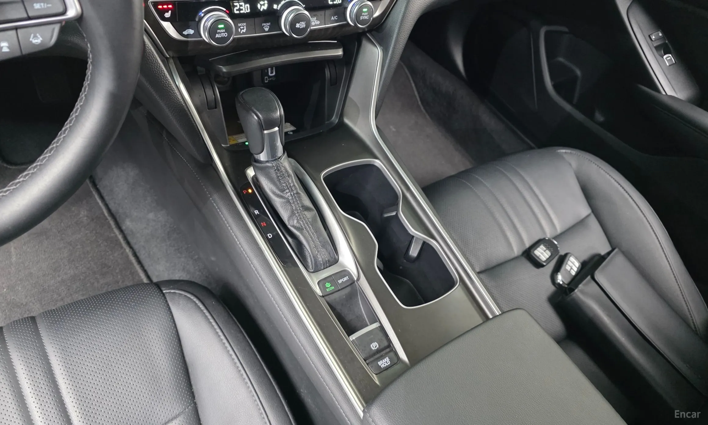 Honda Accord 10th Generation превью 9