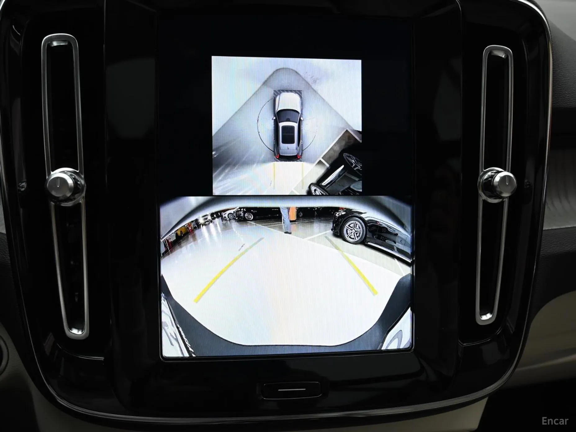 Volvo XC40 превью 15