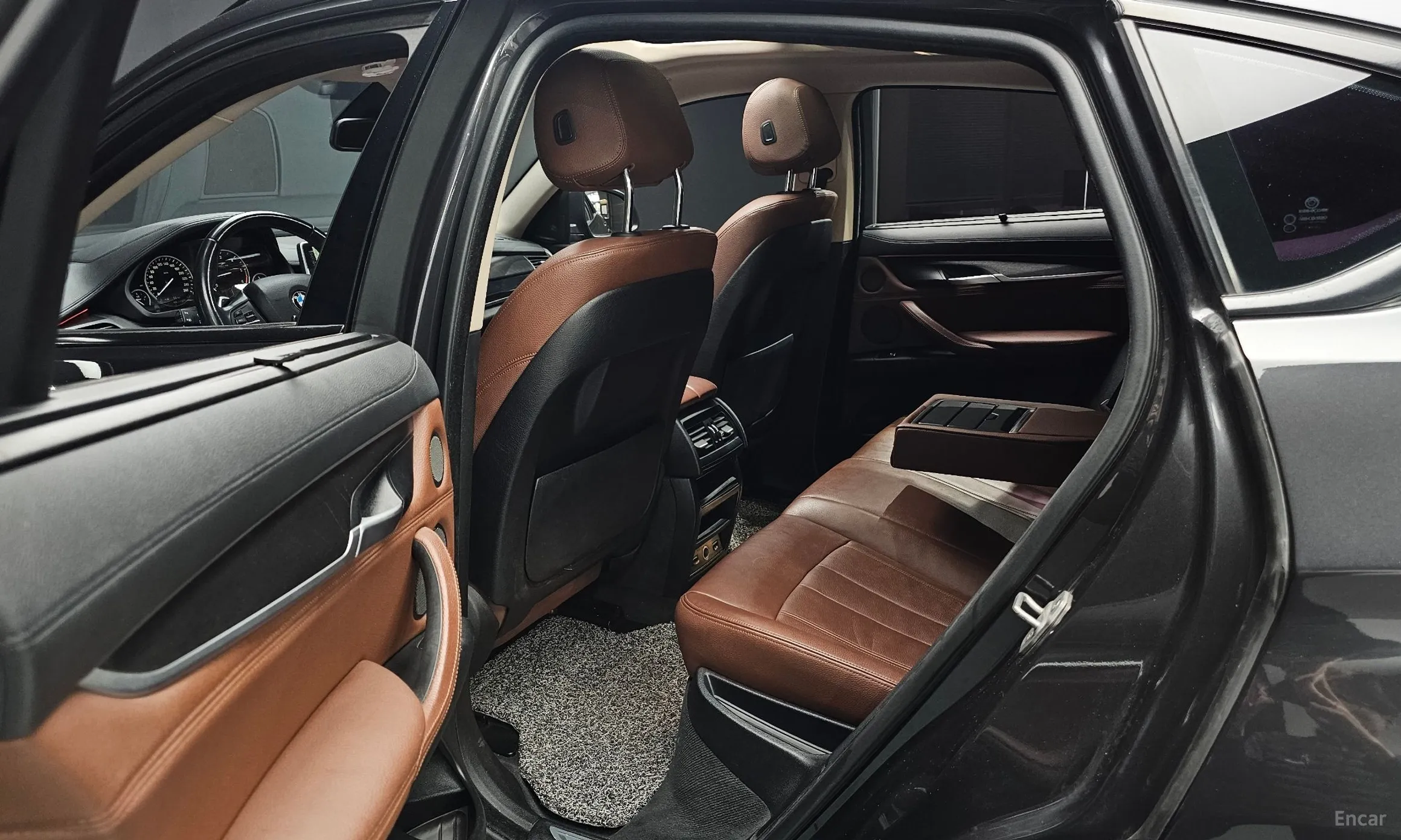 BMW X6 (F16) превью 12