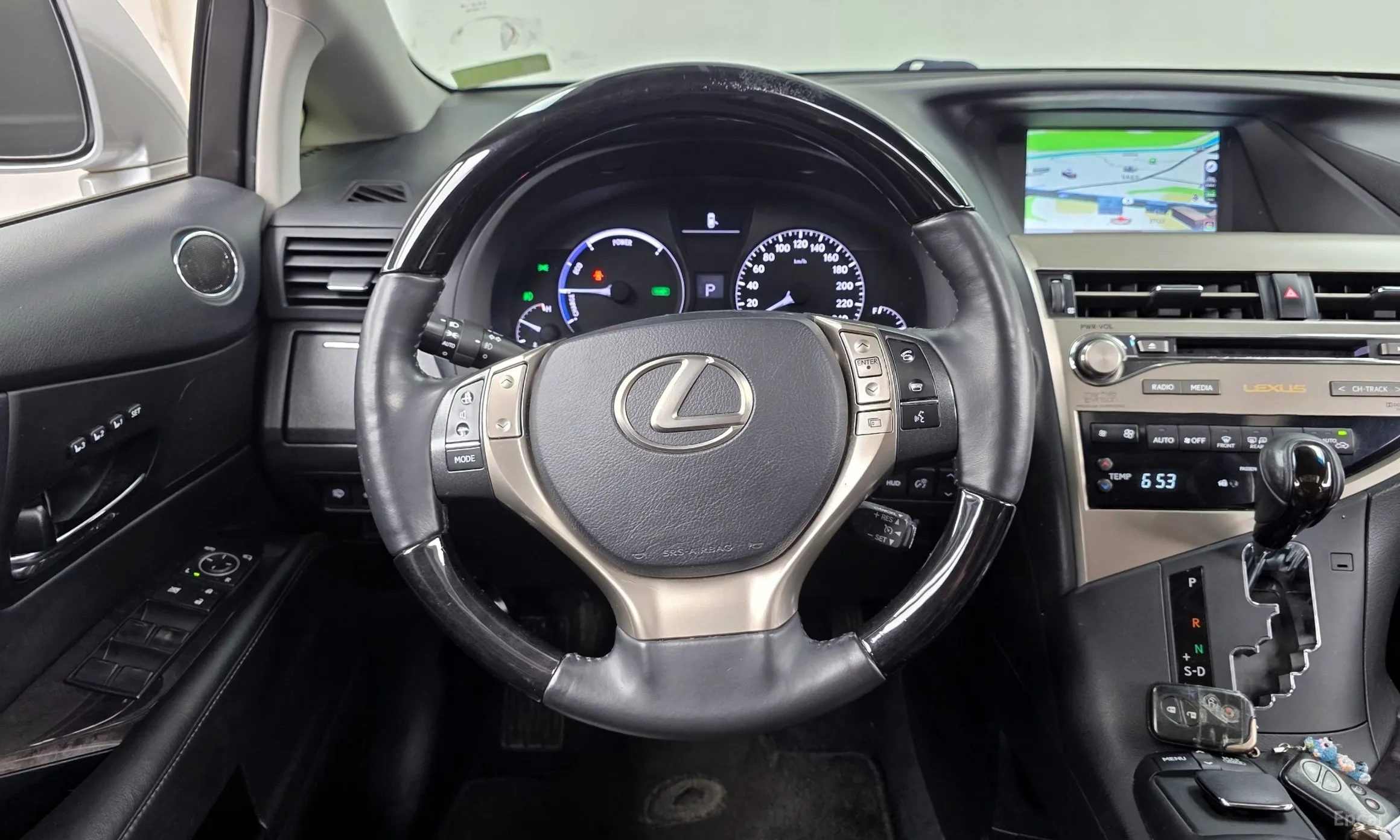 Lexus RX450h превью 13