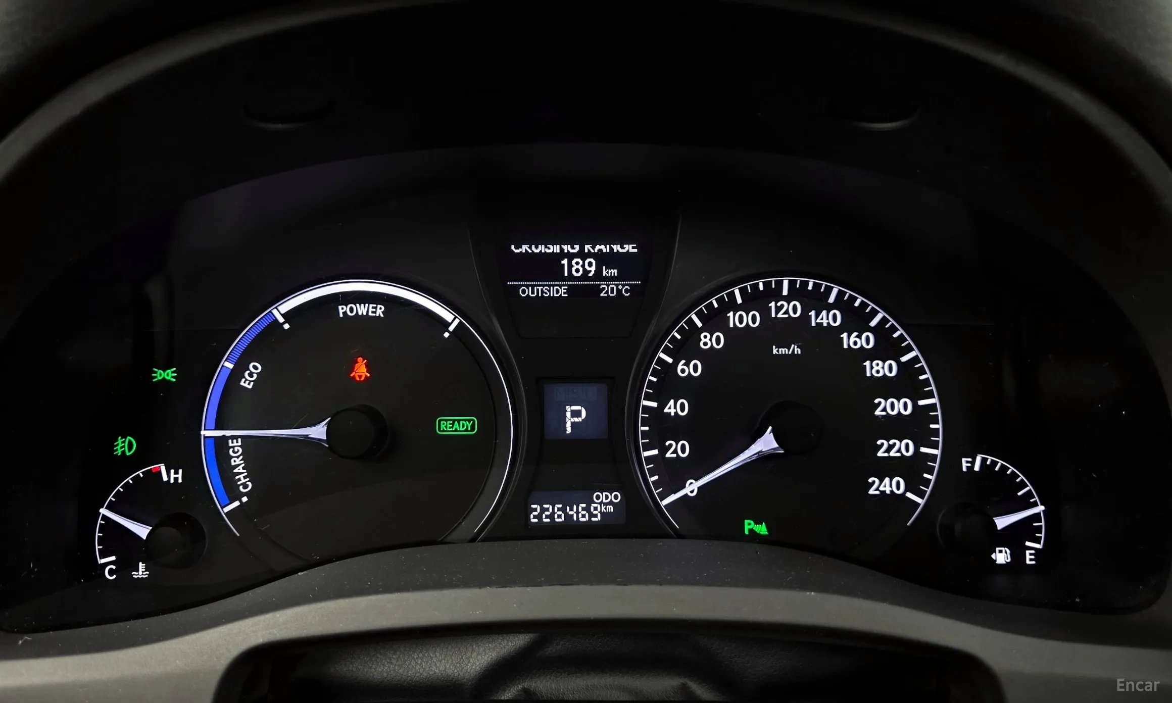 Lexus RX450h превью 8