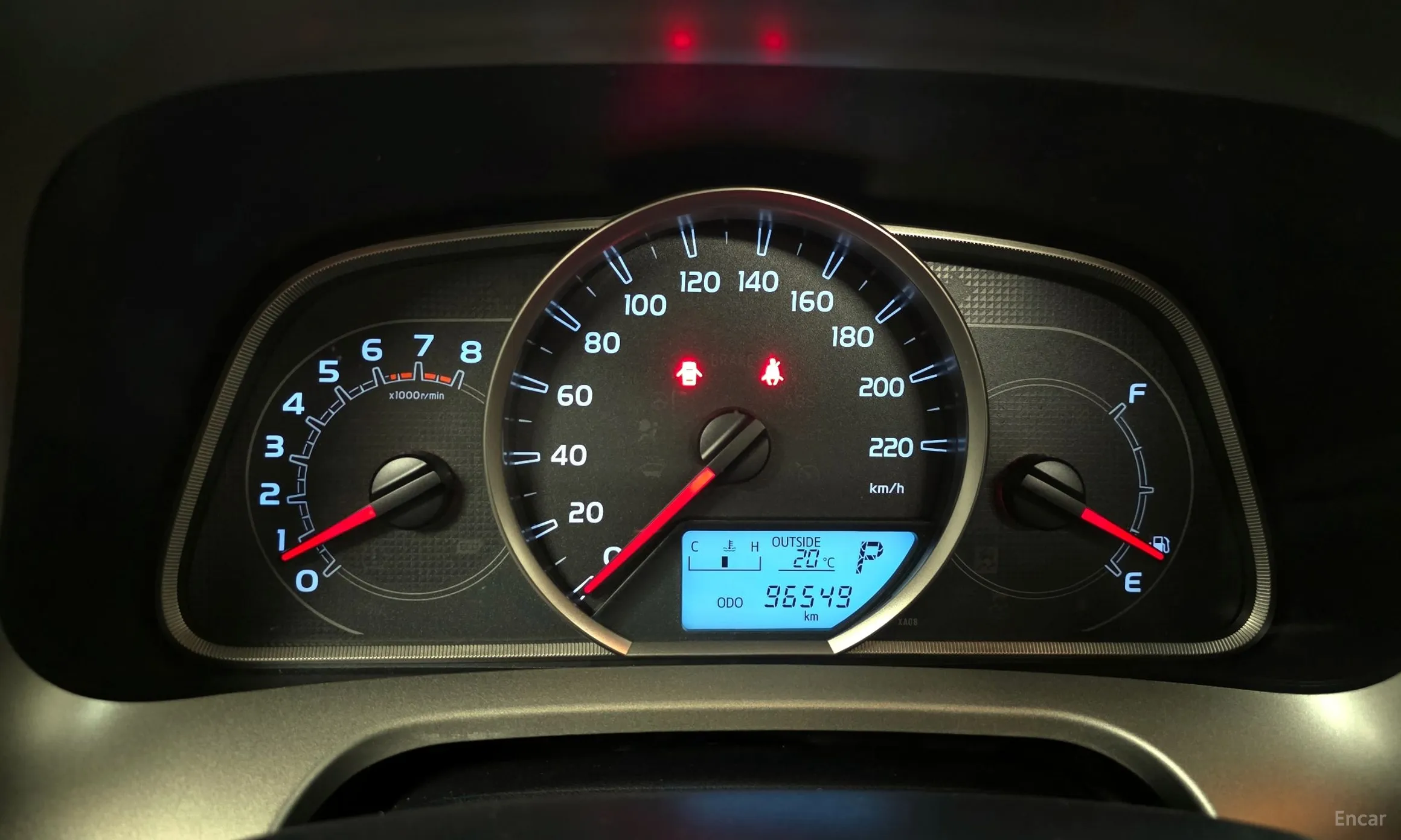 Toyota RAV4 превью 8