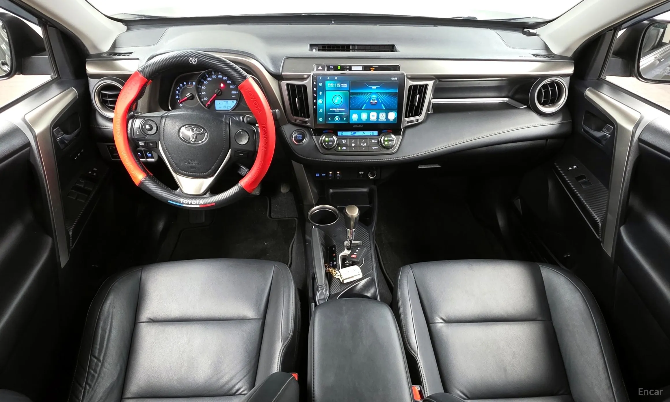Toyota RAV4 превью 9