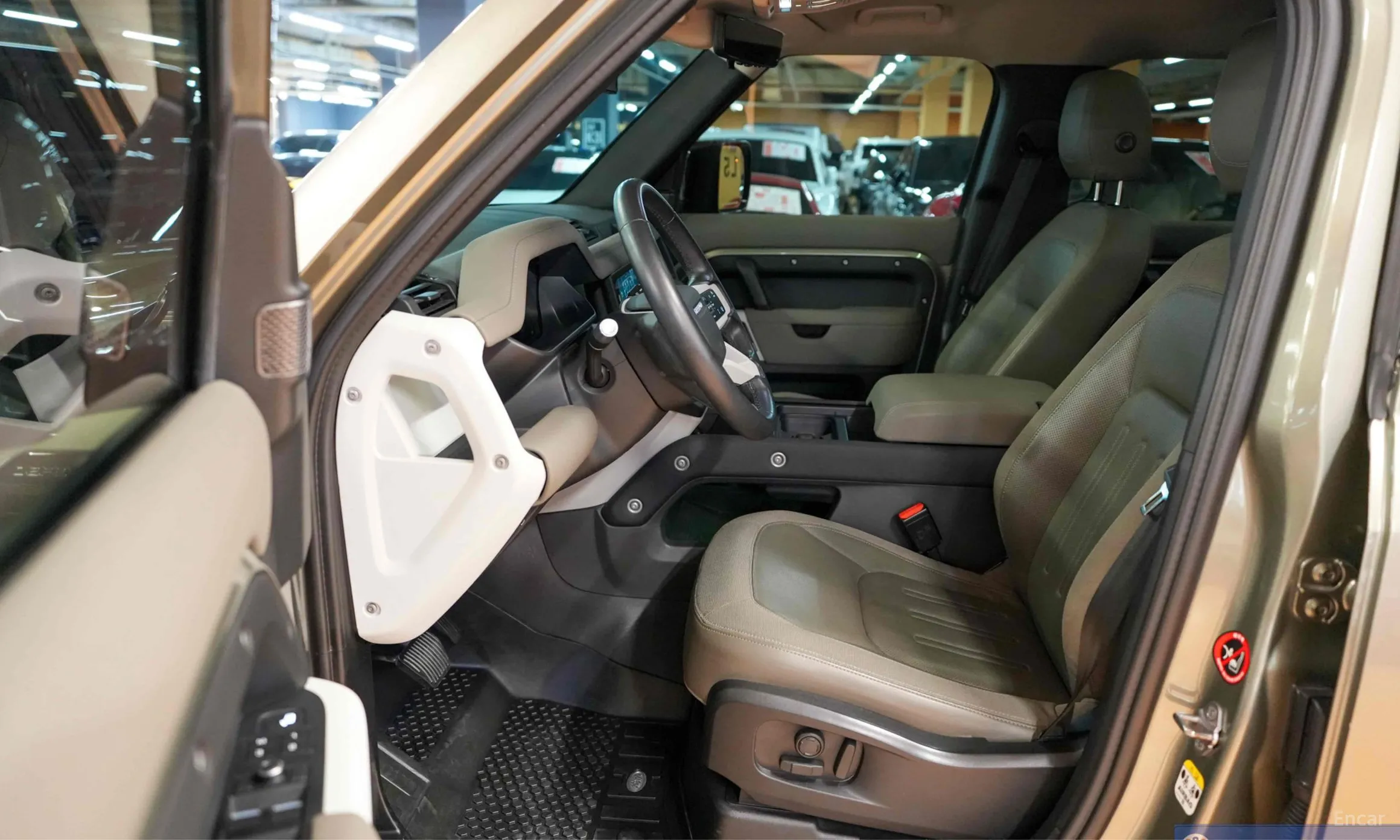Land Rover Defender (L663) превью 15