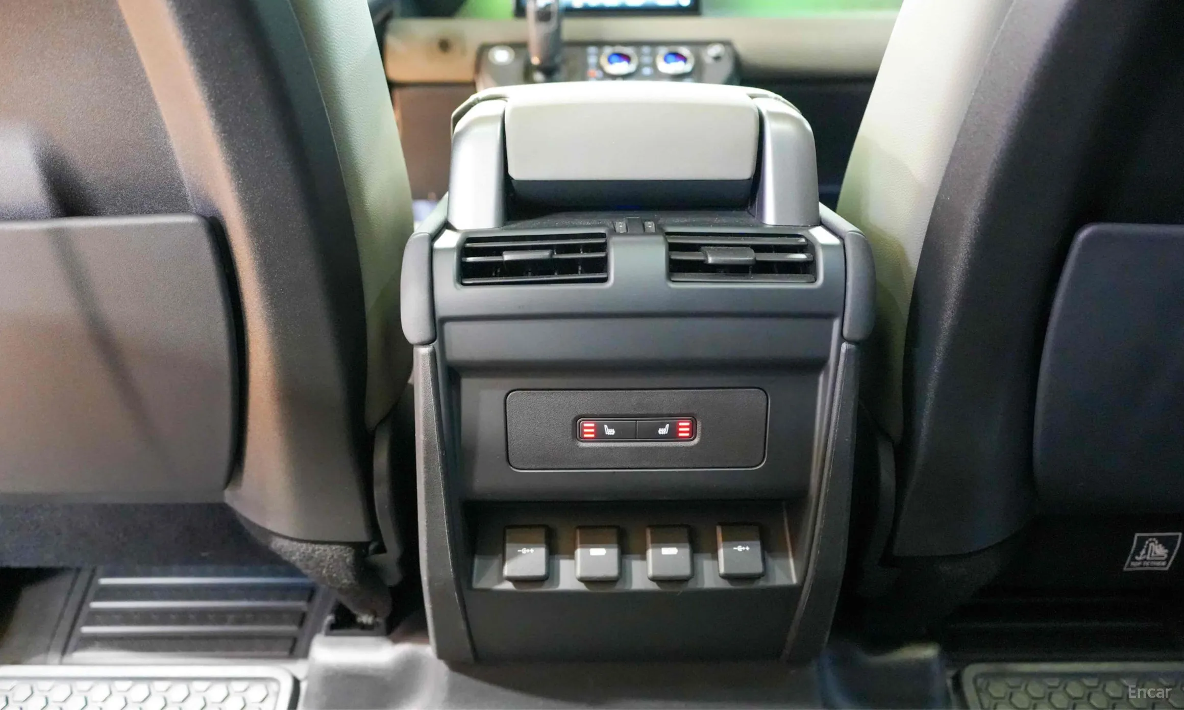 Land Rover Defender (L663) превью 18