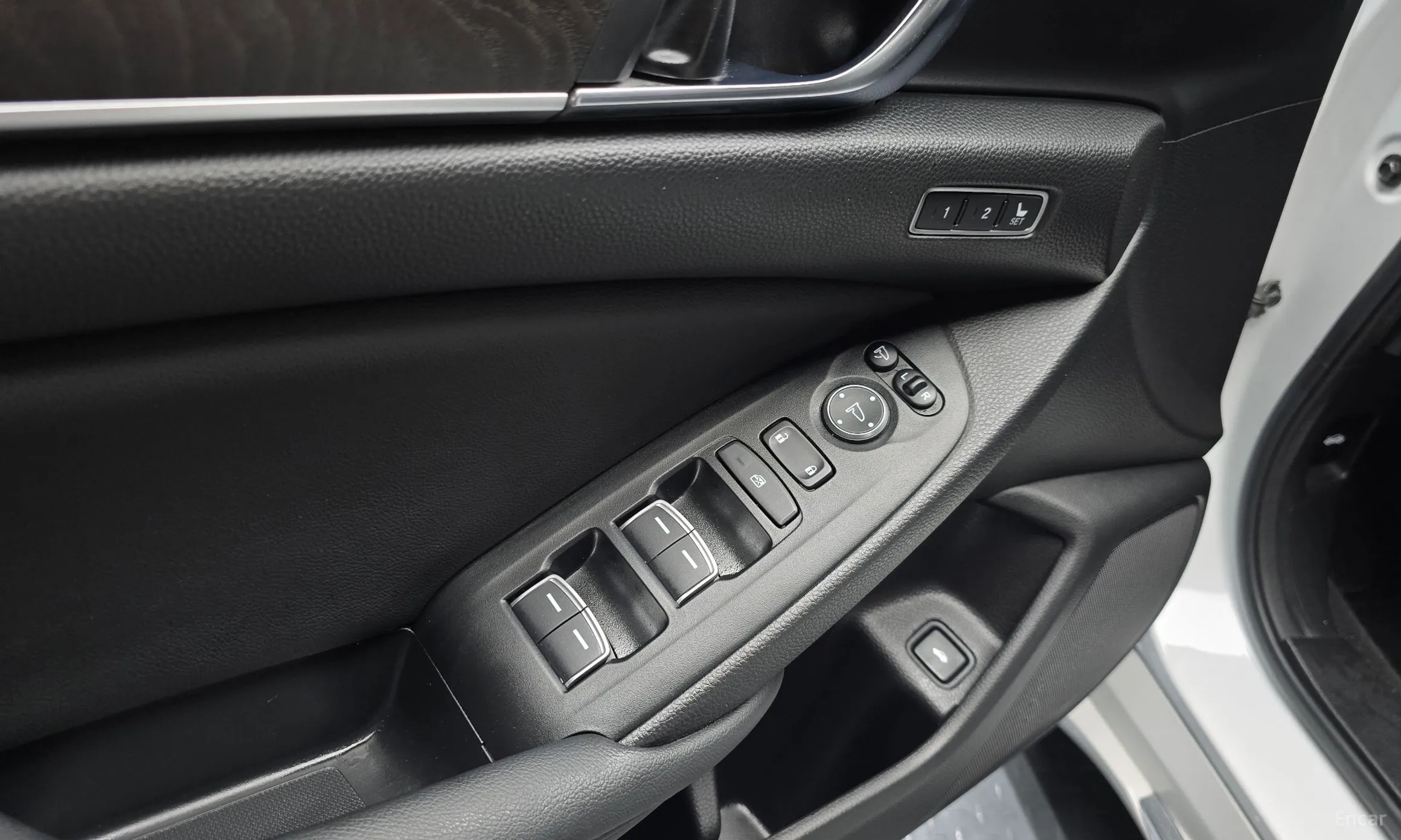 Honda Accord 10th Generation превью 14