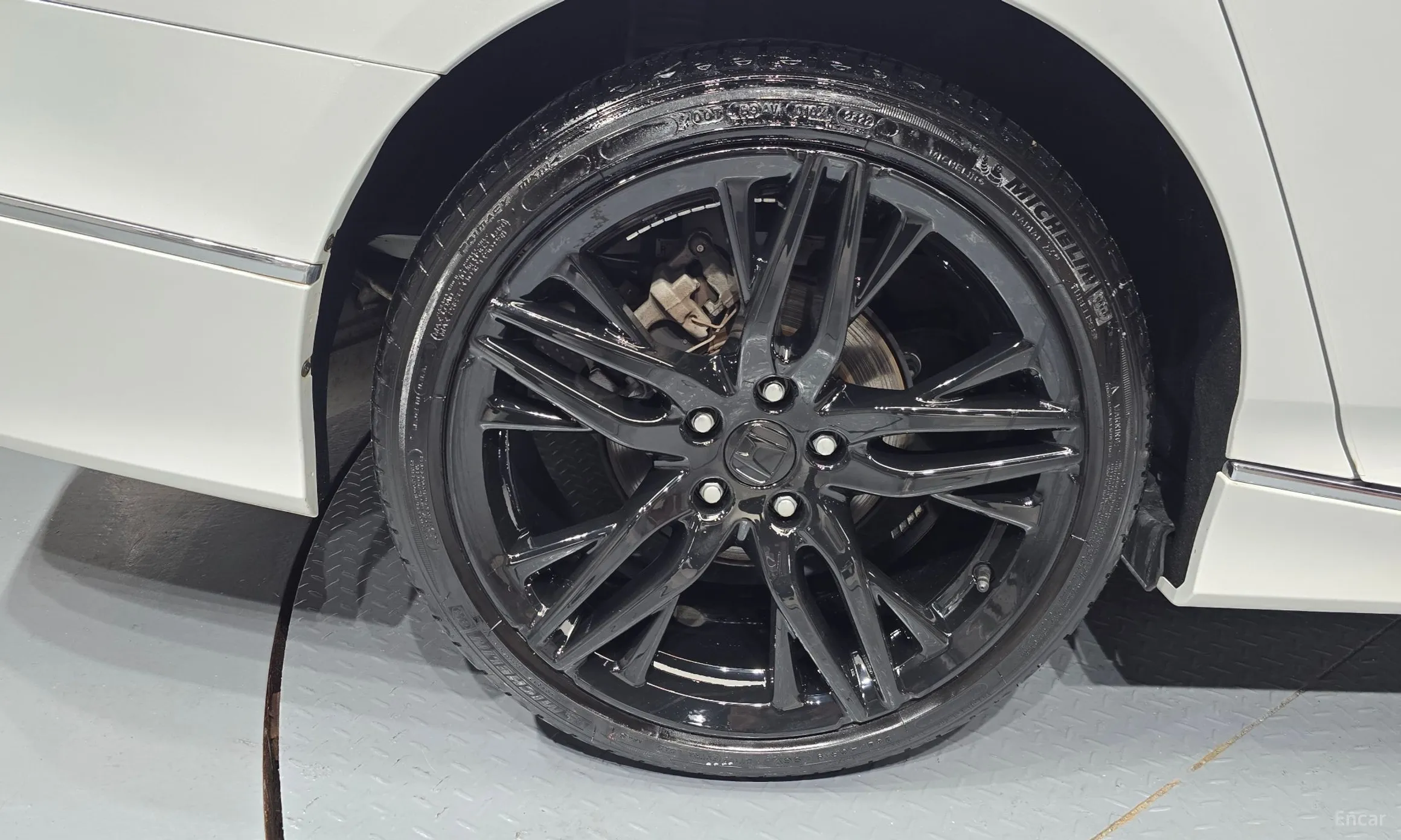 Honda Accord 10th Generation превью 5