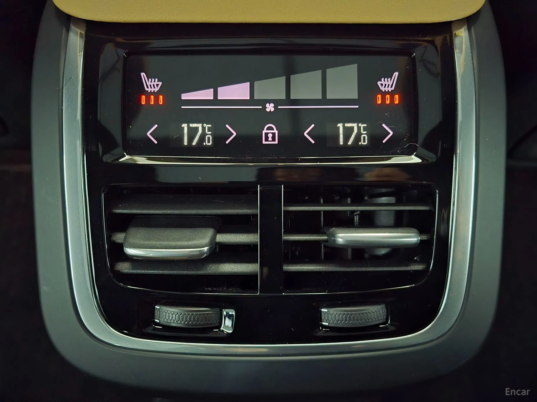 Volvo XC90 Gen 2 превью 16
