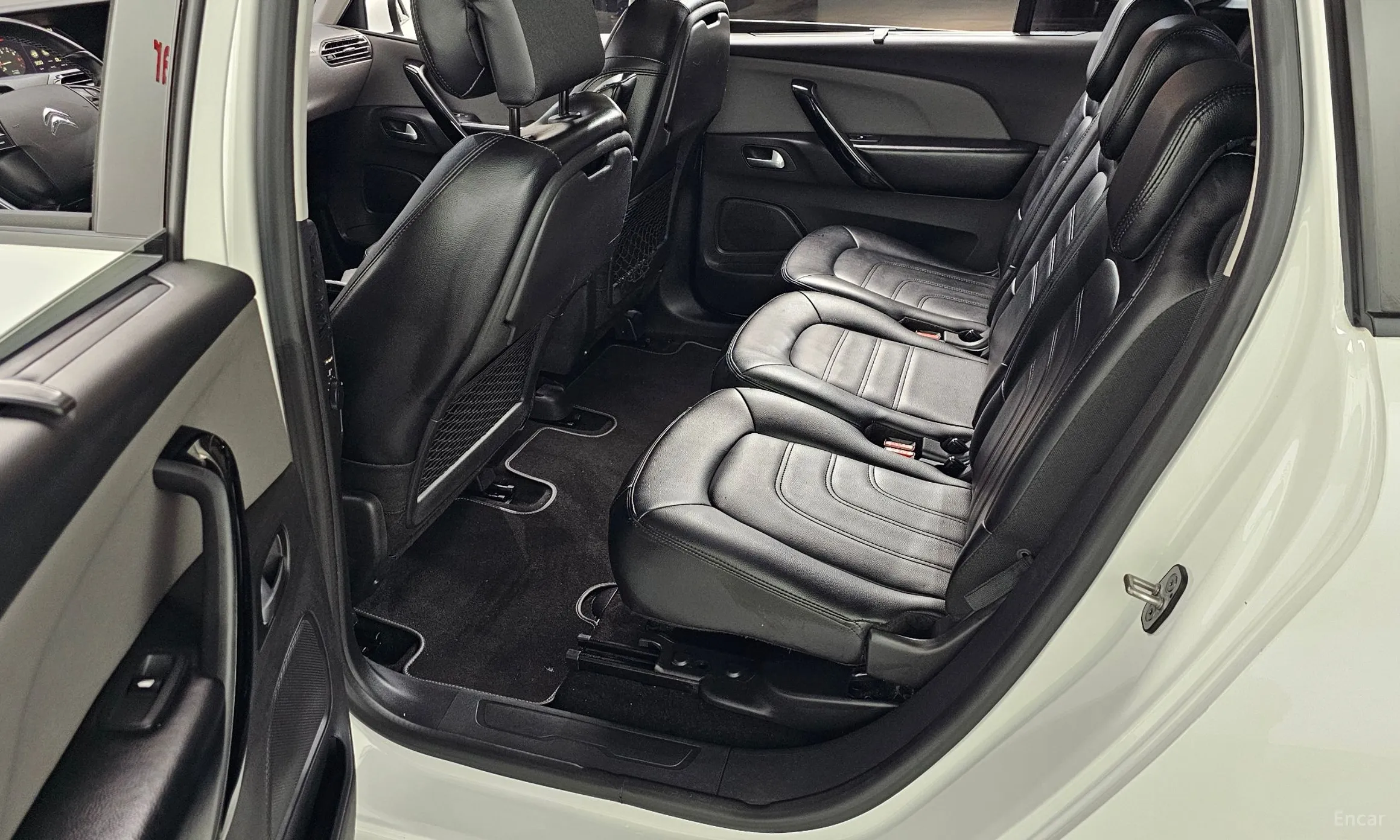 Citroën/DS Grand C4 Picasso превью 12