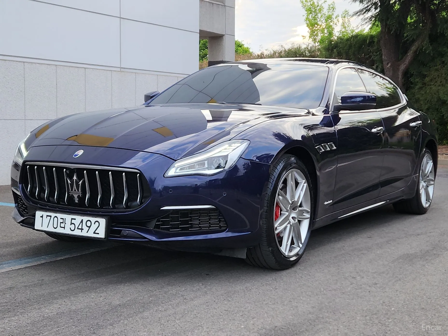 Maserati Quattroporte превью 3