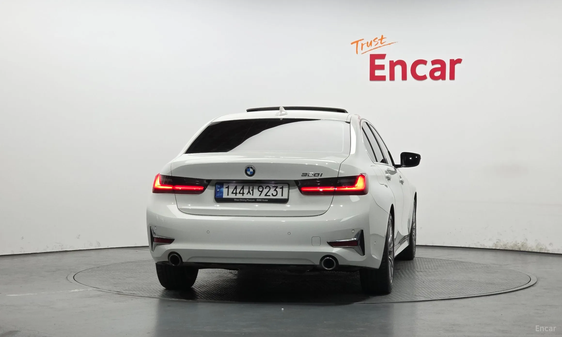 BMW 3 Series (G20) превью 4