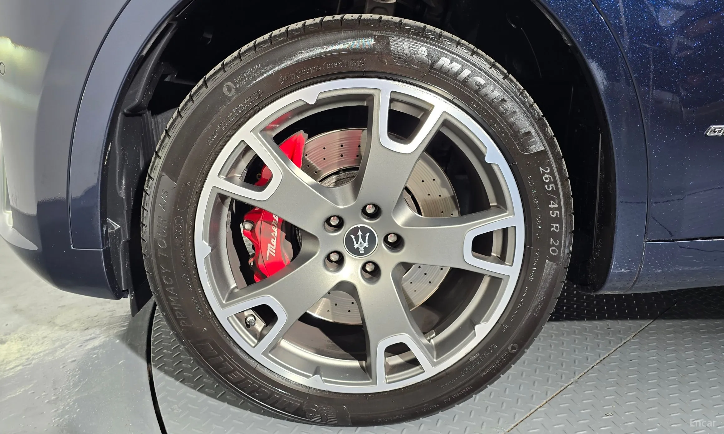 Maserati Levante превью 5