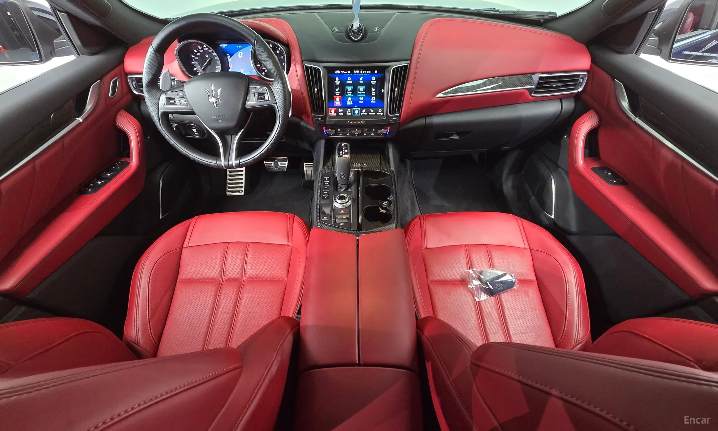 Maserati Levante превью 7