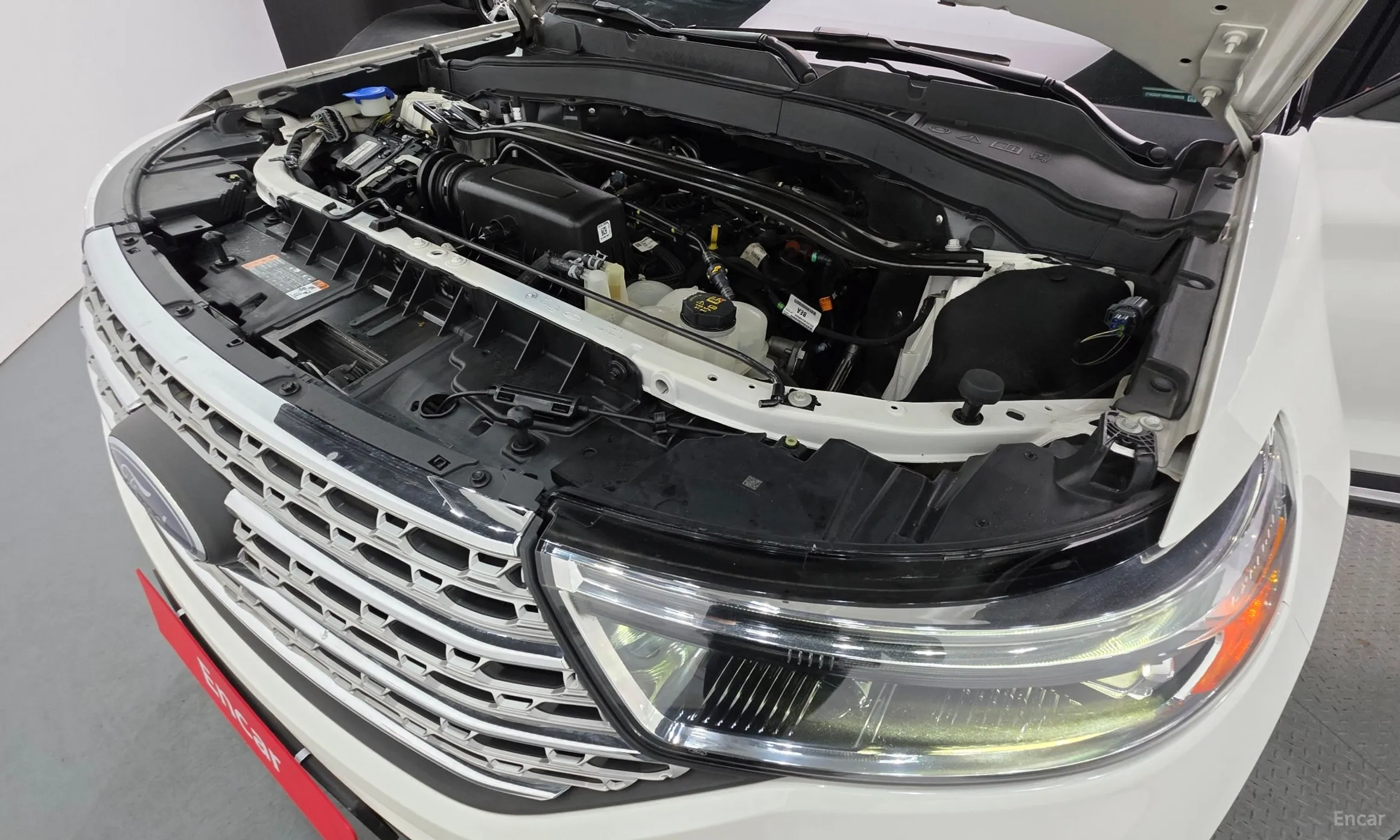 Ford Explorer 6th Generation превью 6