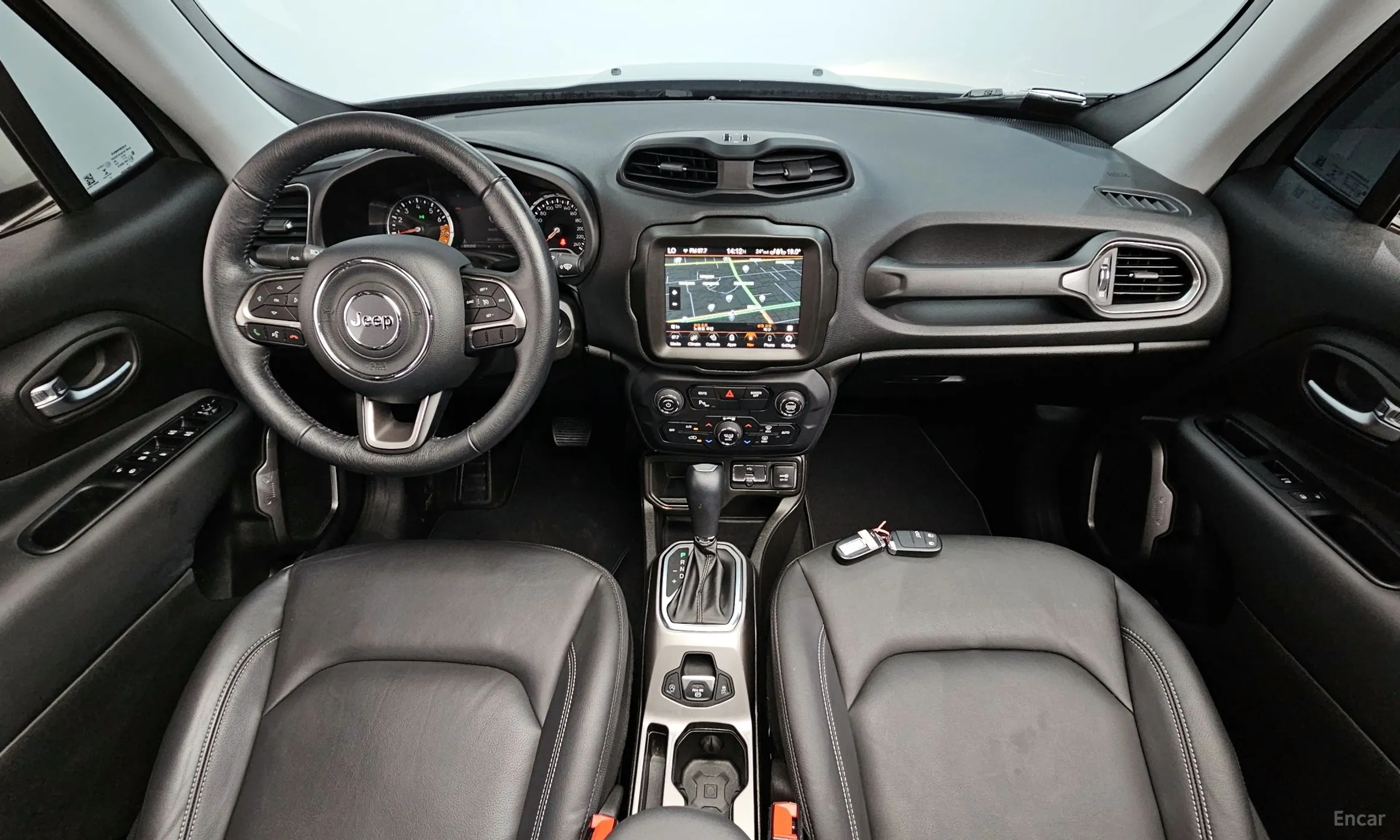 Jeep Renegade превью 7